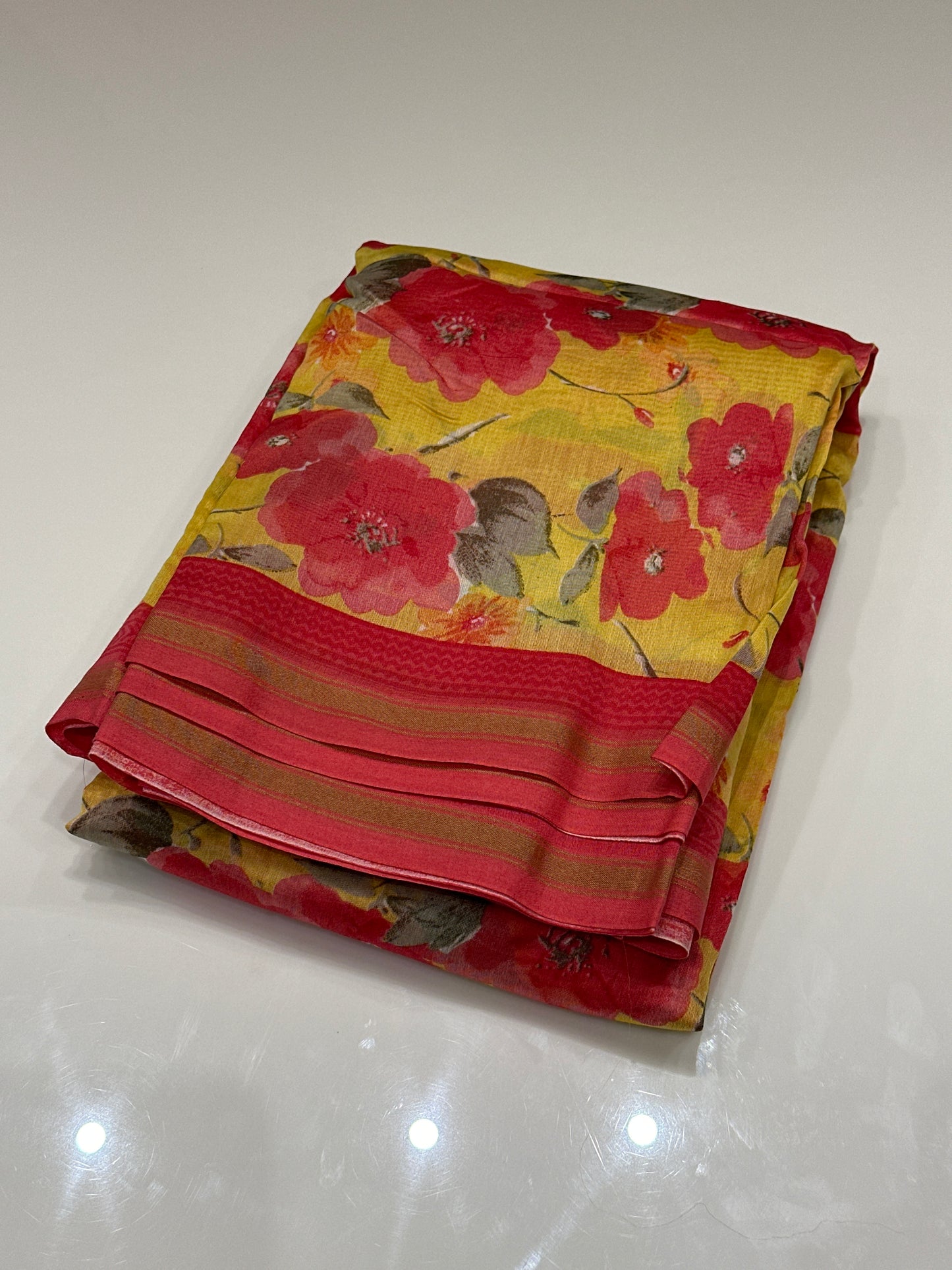 OFFER SALES SAREES - IHA 27172