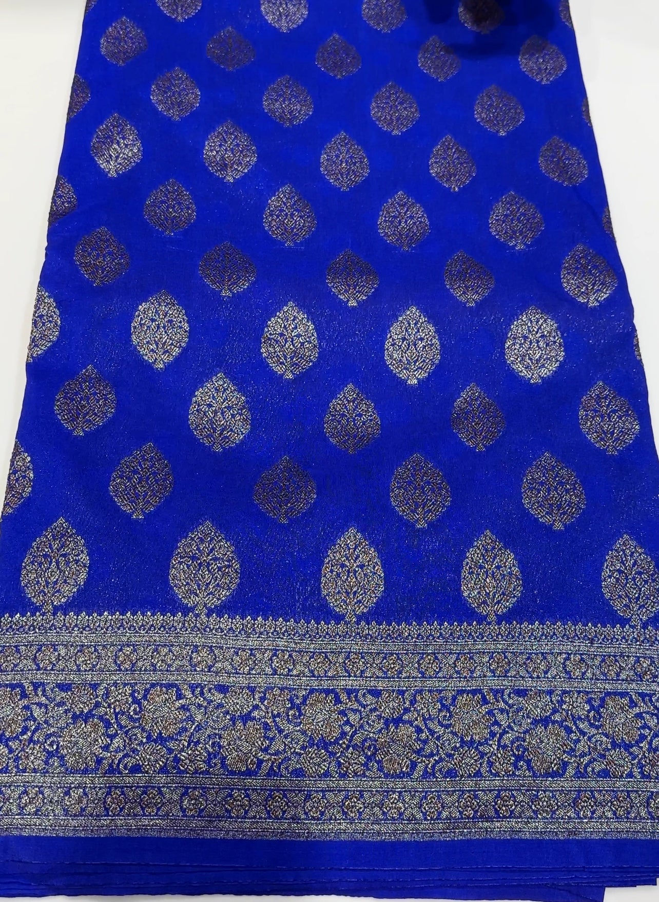 SEMI BANARASI SAREES - IHA 17584