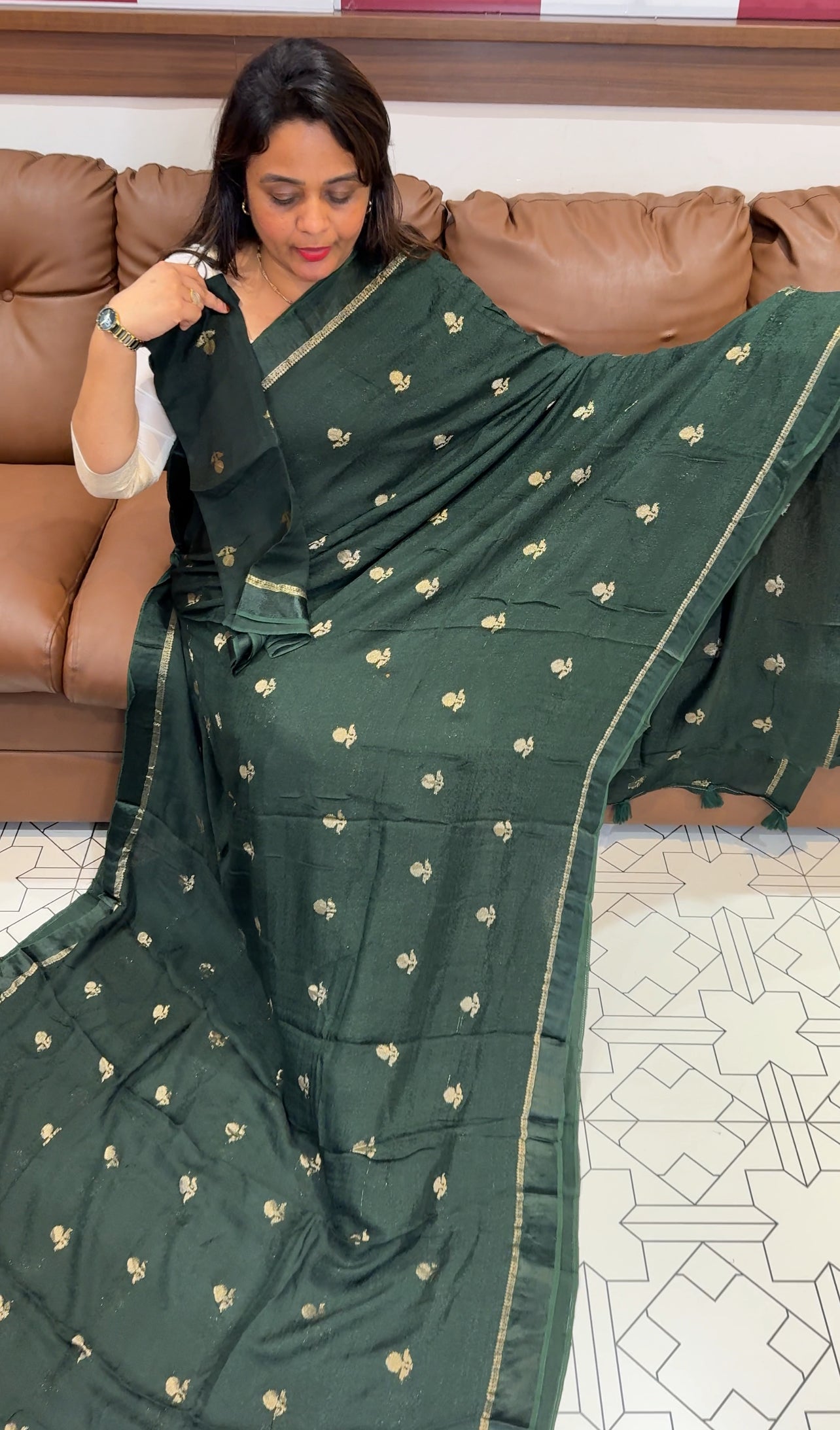 SEMI BANARASI SAREES - IHA 24273