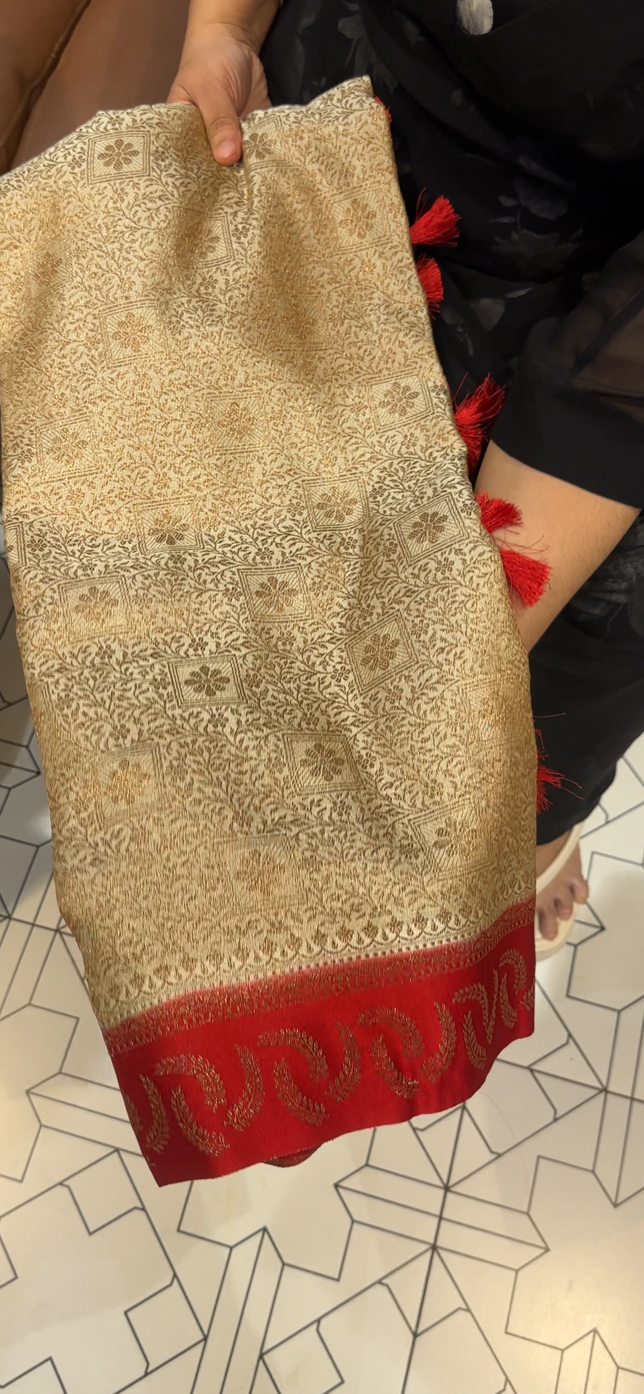 KATAN BANARASI SAREES - IHA 35063