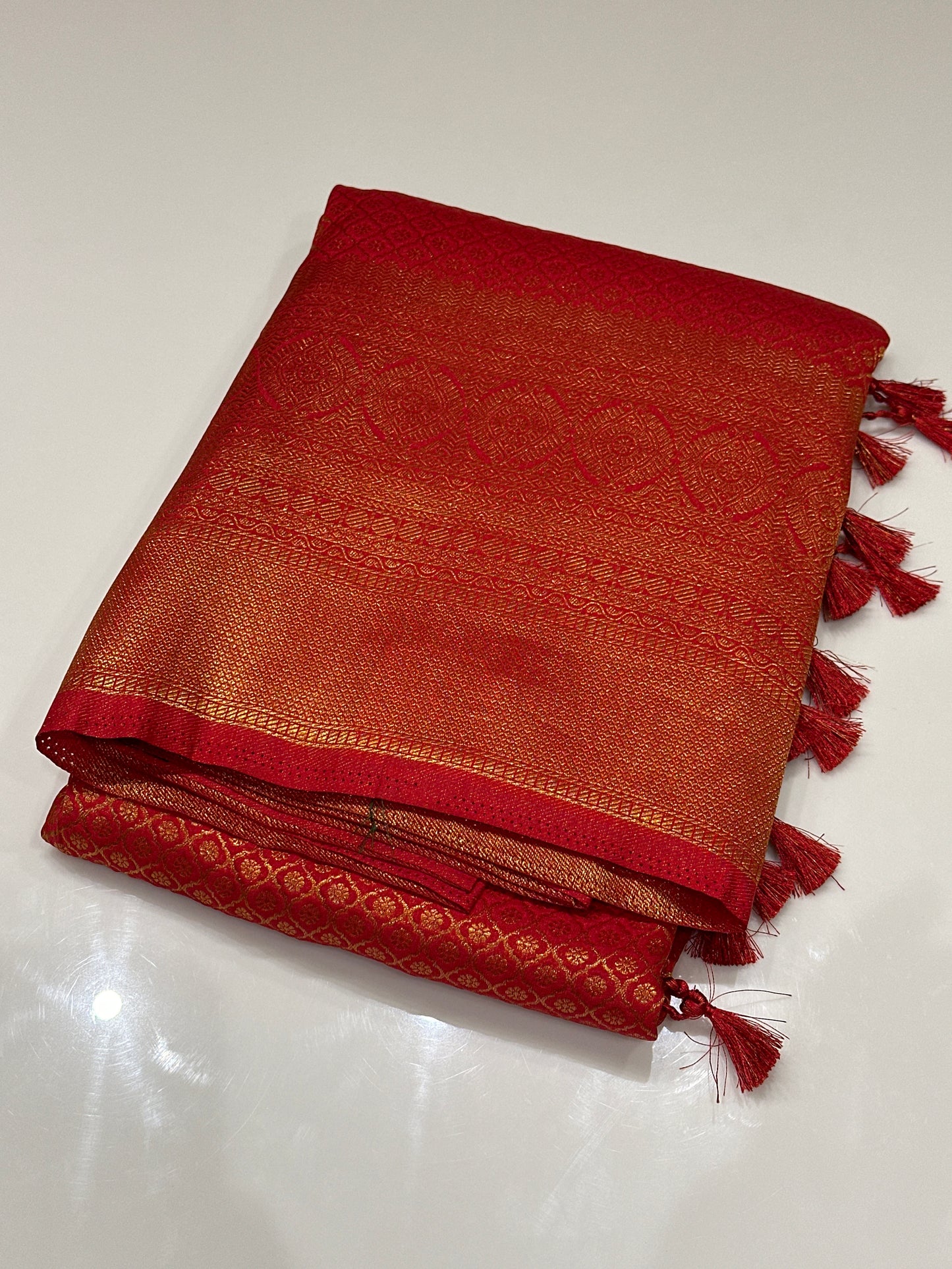 OFFER SALES SAREES - IHA 27182