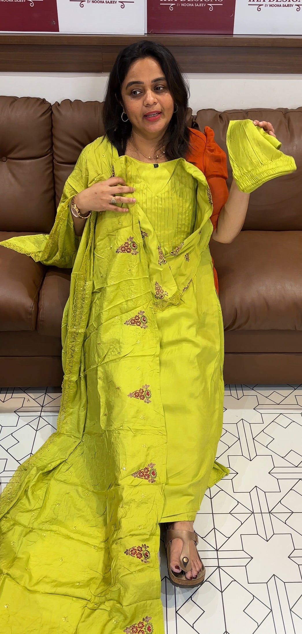 MUSLIN SLIK TOP,BOTTOM AND DUPATTA - IHA 26445