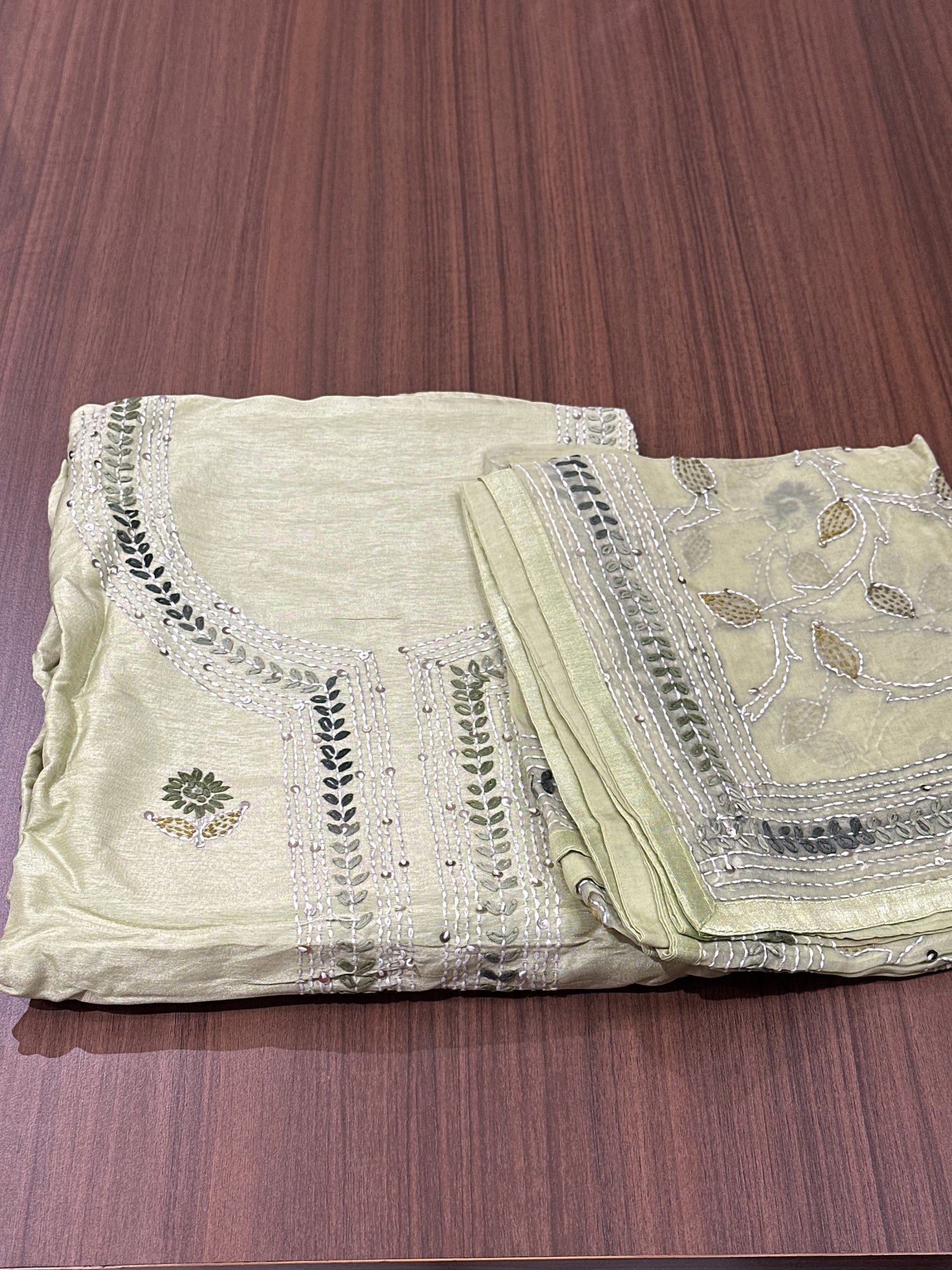 OFFER SALES UNSTITCHED SALWAR SUITS -  IHA 33832