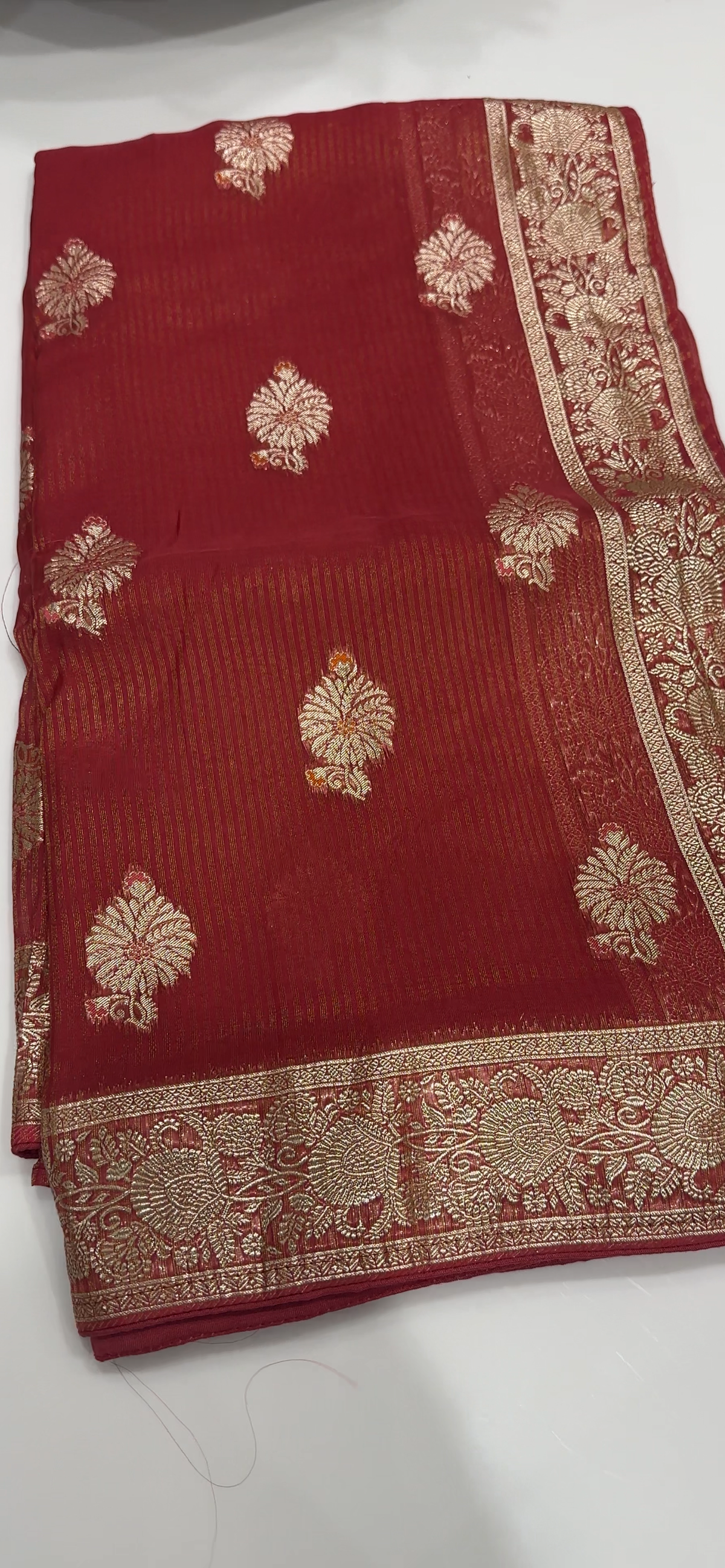 OFFER SALES SAREES - IHA 35496