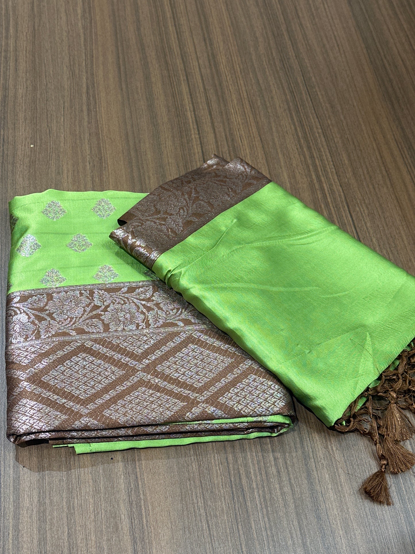 OFFER SALES UNSTITCHED SALWAR SUITS -  IHA 33898
