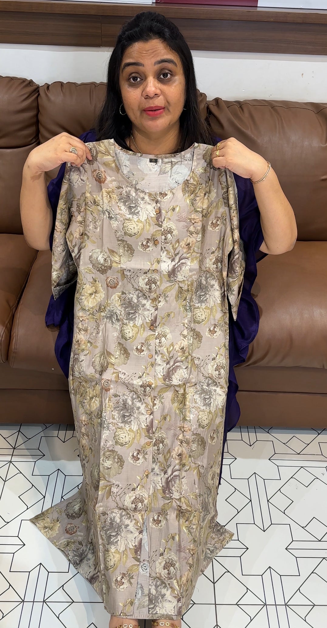 BUDGET BUY LONG TOPS - IHA 28011