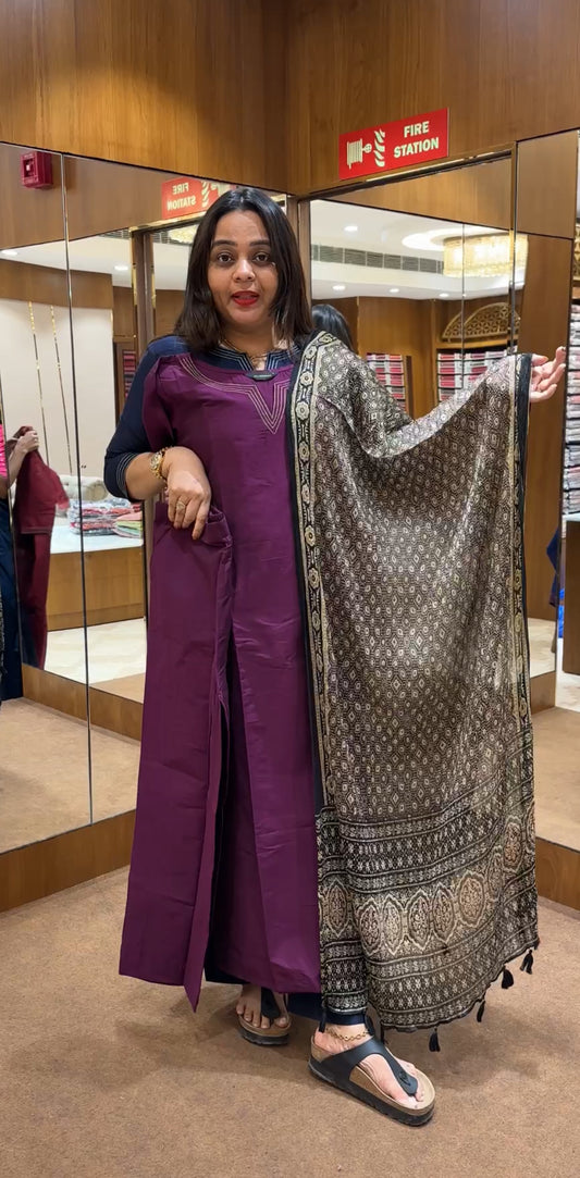 FORWARD SLUB SILK TOP,BOTTOM AND DUPATTA - IHA 22371