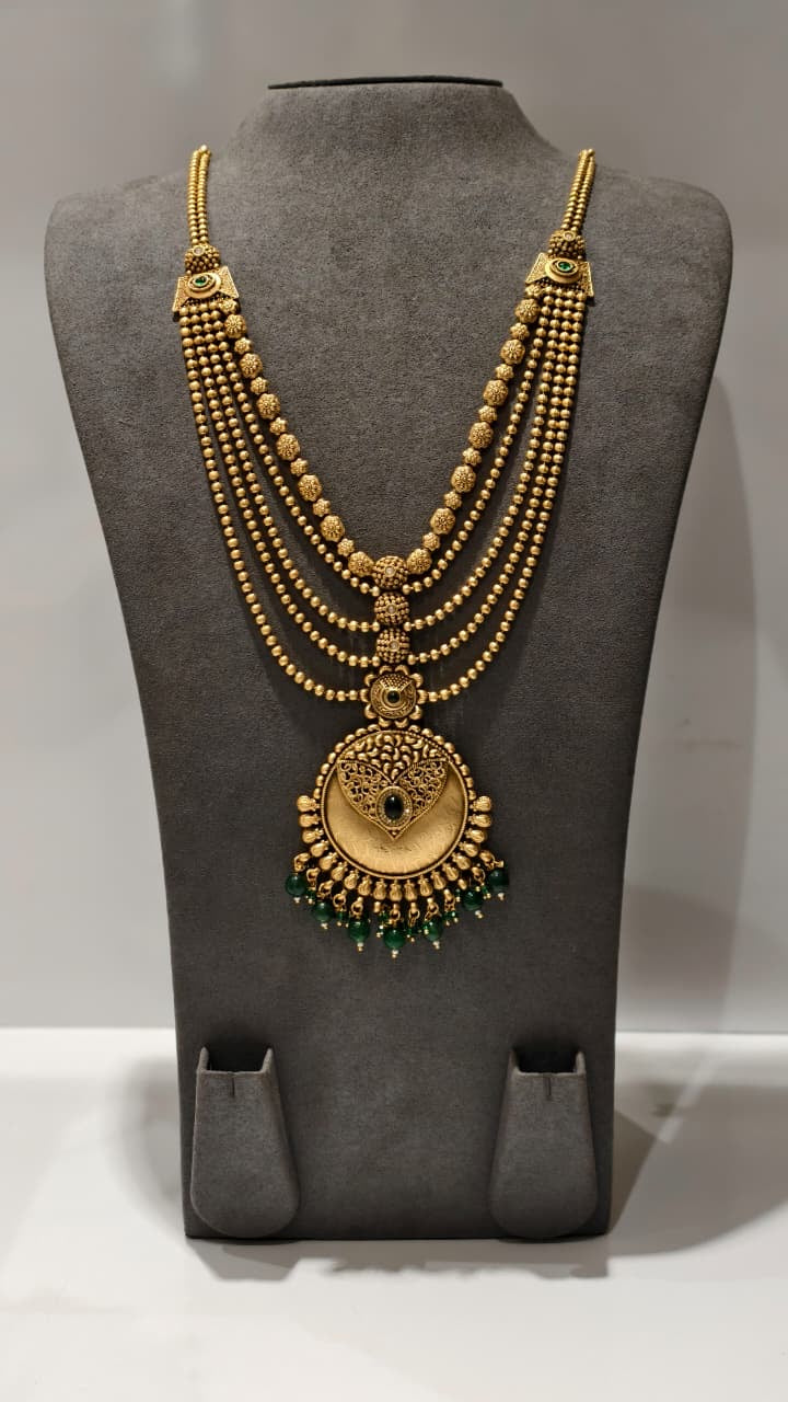 DESIGNER NECKLACE SETS - IHA 35831