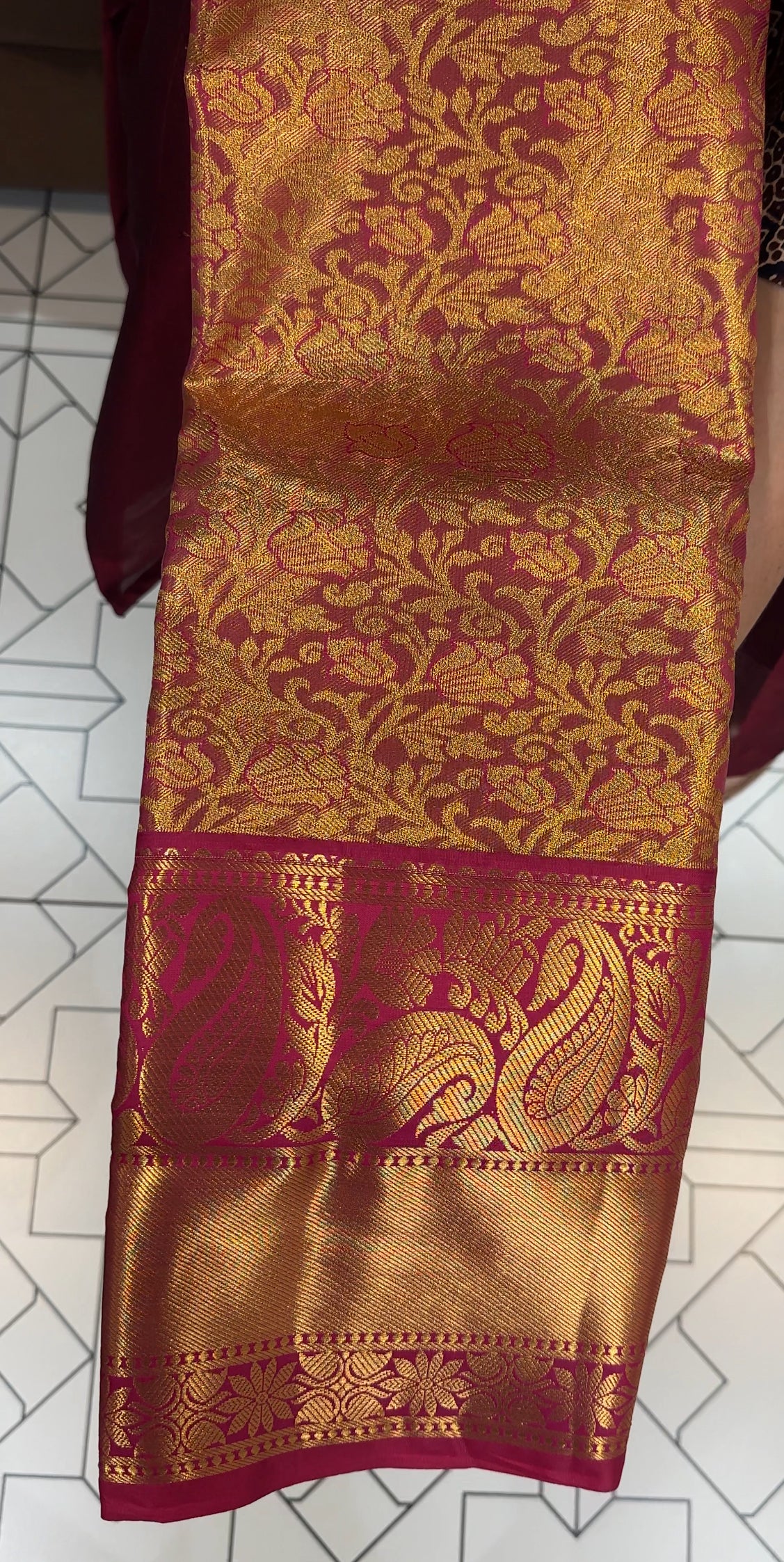 SEMI TISSUE KANCHIPURAM SILK SAREES - IHA 27831
