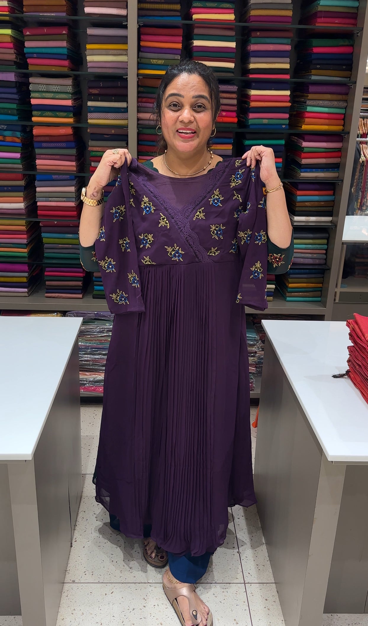 IHA'S IN-HOUSE GEORGETTE ALINE TOPS - IHA 26504