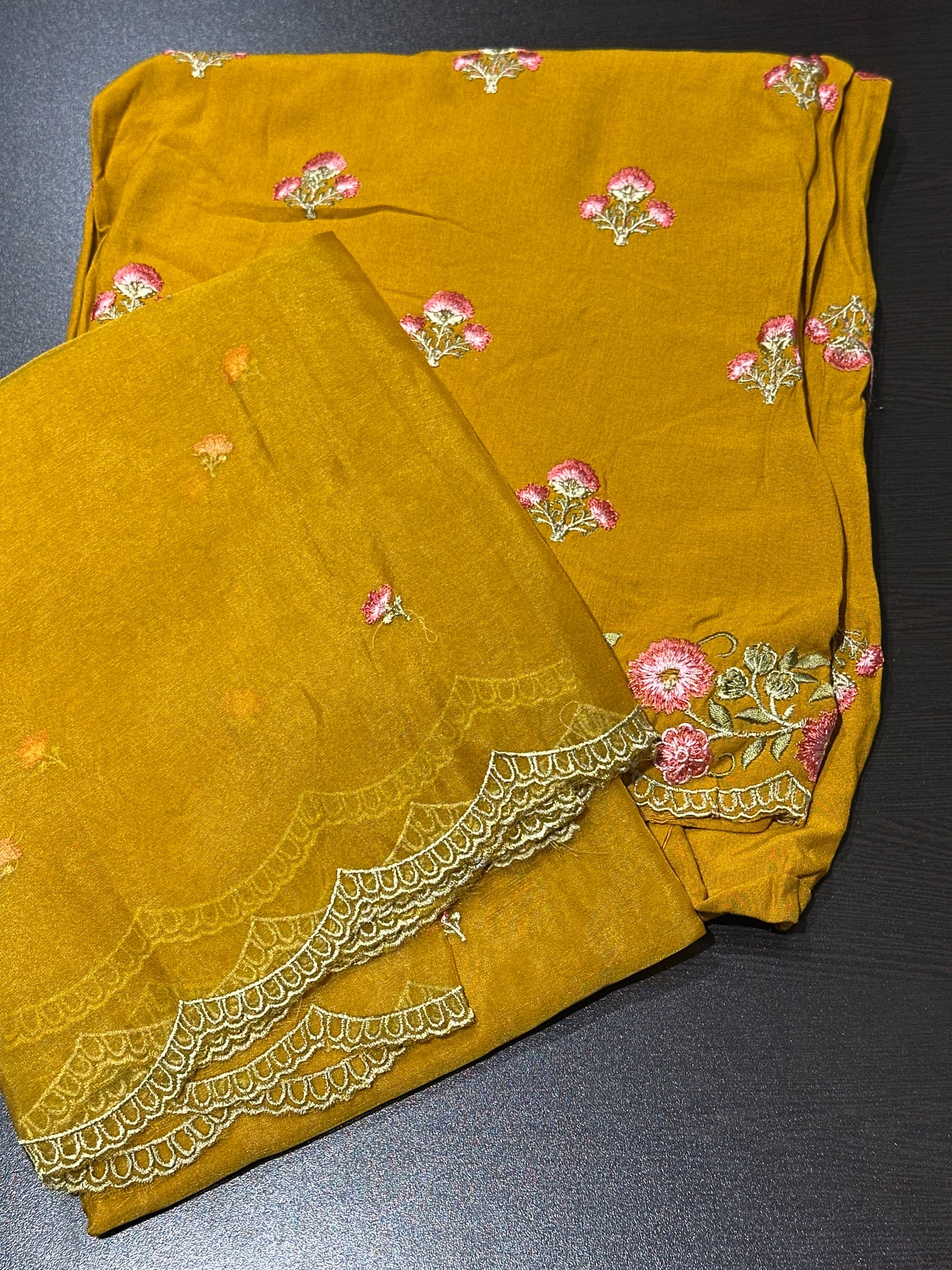 OFFER SALES UNSTITCHED SALWAR SUITS -  IHA 34180