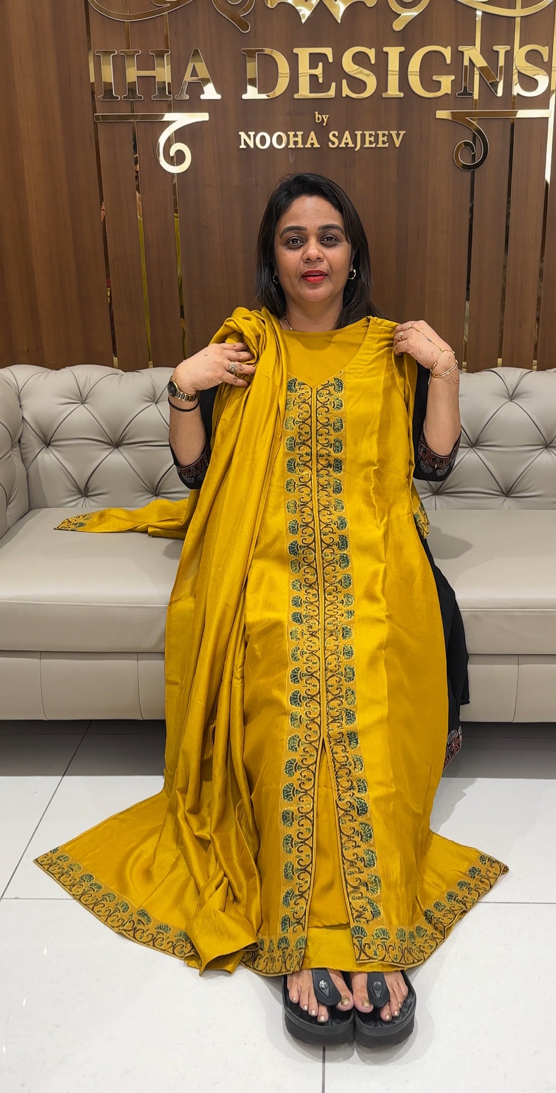 IHA'S IN-HOUSE SEMI RAW SILK ALINE TOPS - IHA 24018