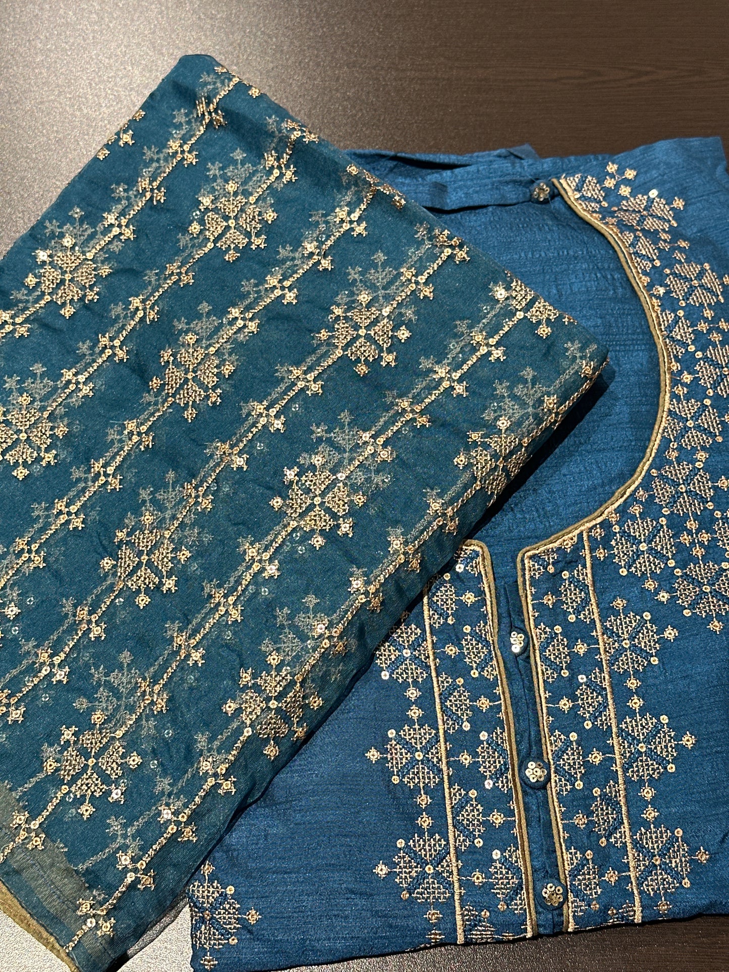 OFFER SALES UNSTITCHED SALWAR SUITS -  IHA 34227