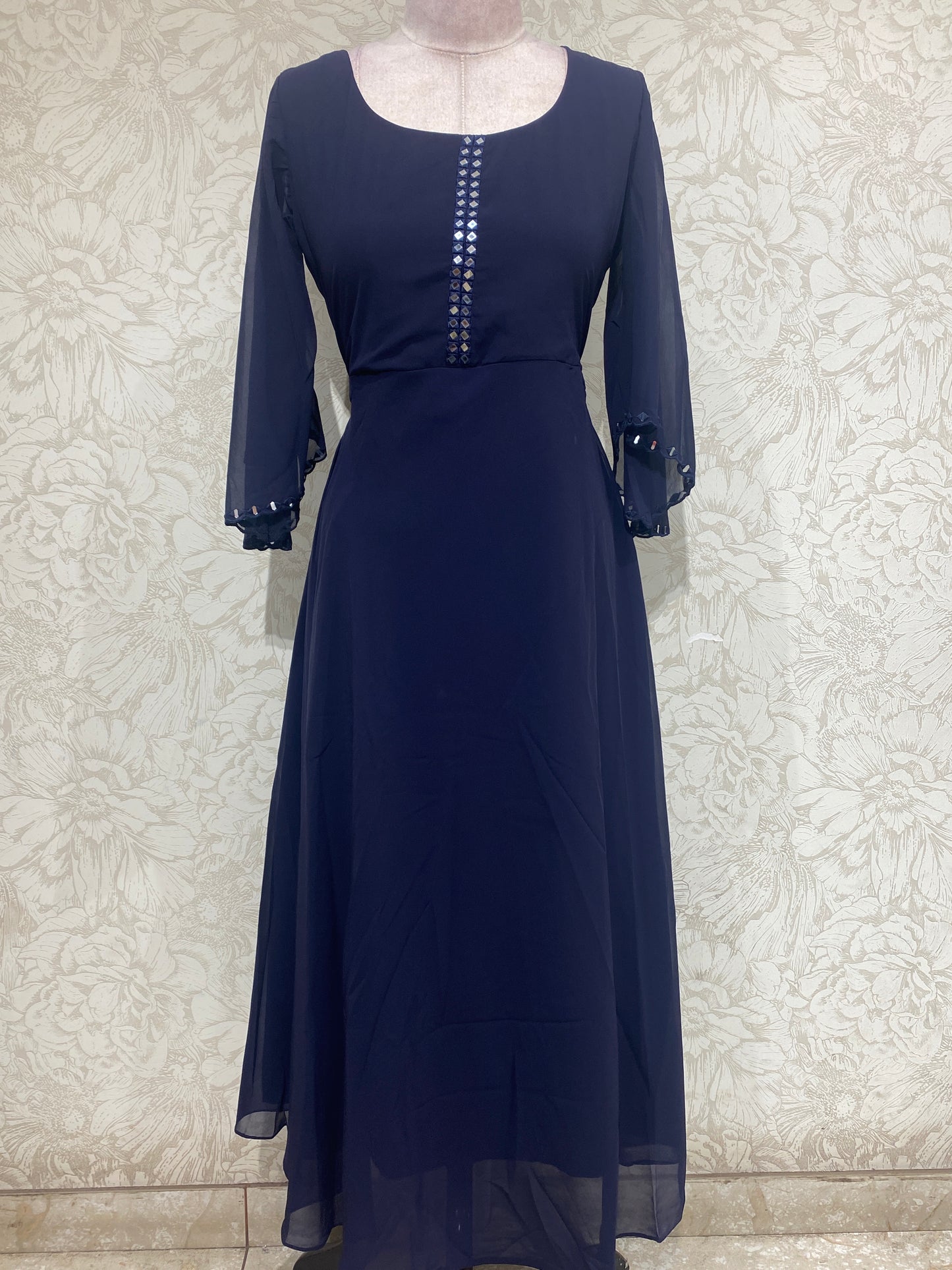 OFFER SALES TOPS COLLECTIONS - IHA 26927