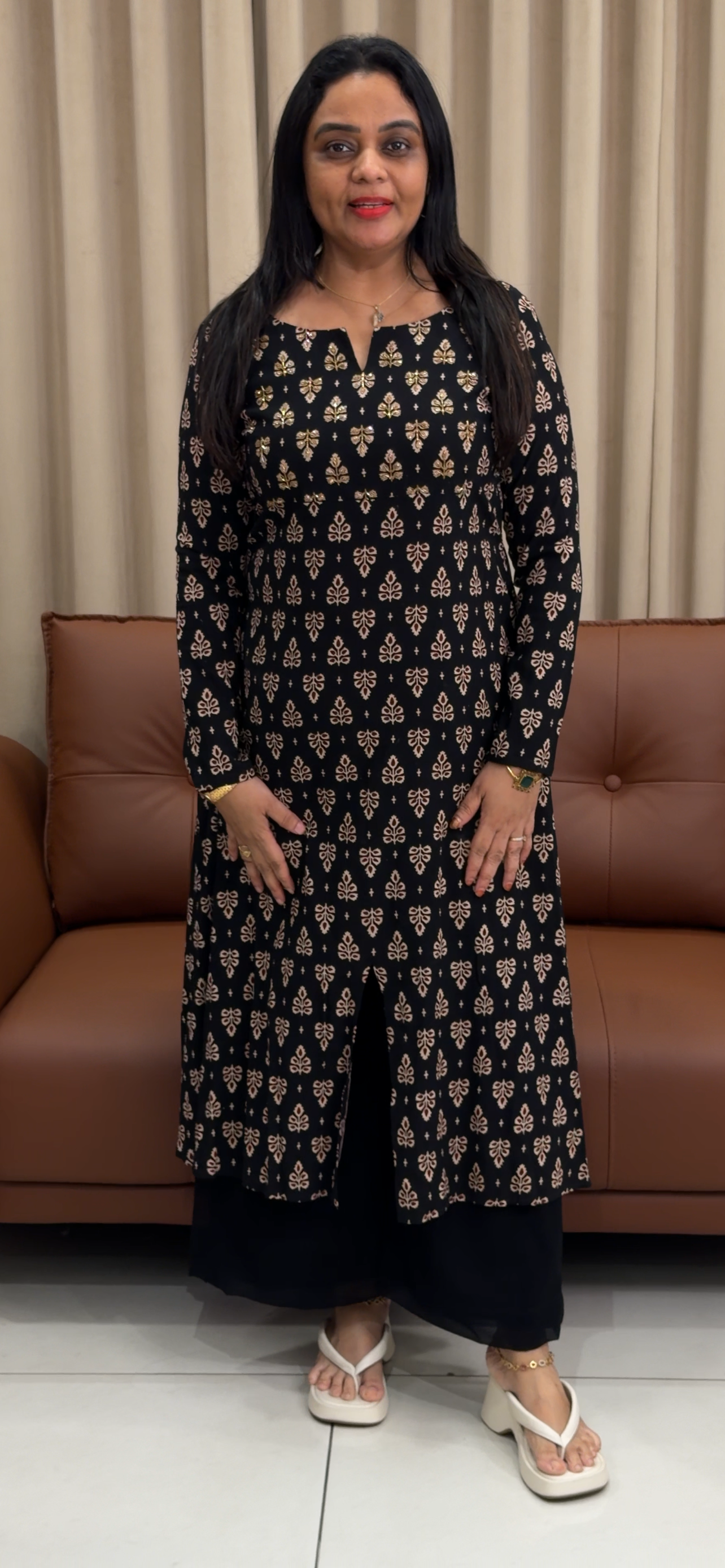 IHA'S IN-HOUSE ALINE TOPS - IHA 33542