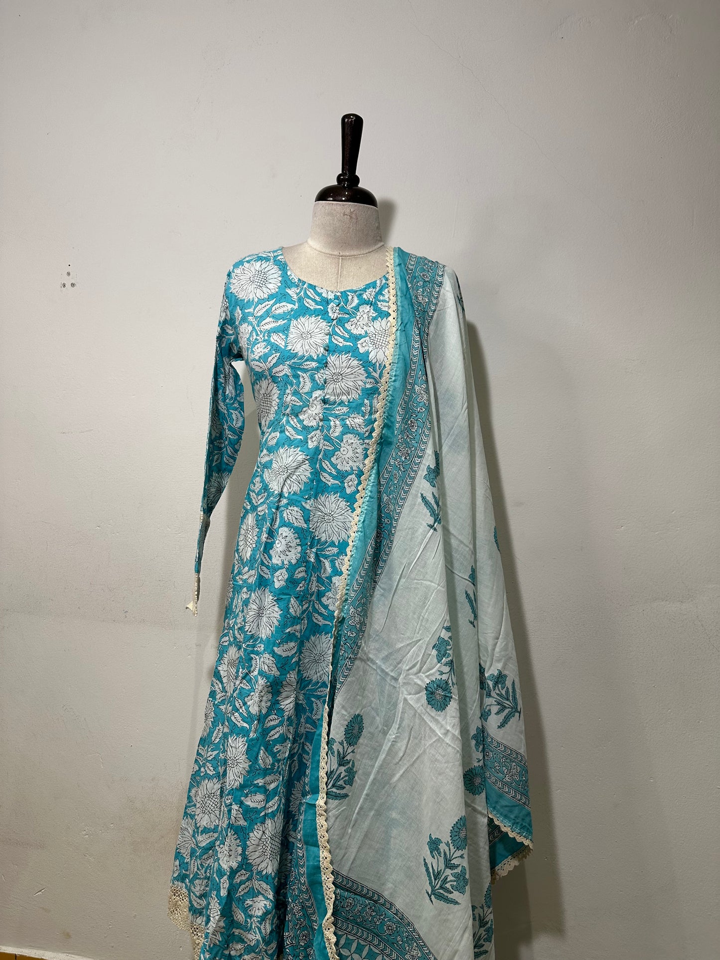 OFFER SALES TOP AND  BOTTOM  -  IHA 34424