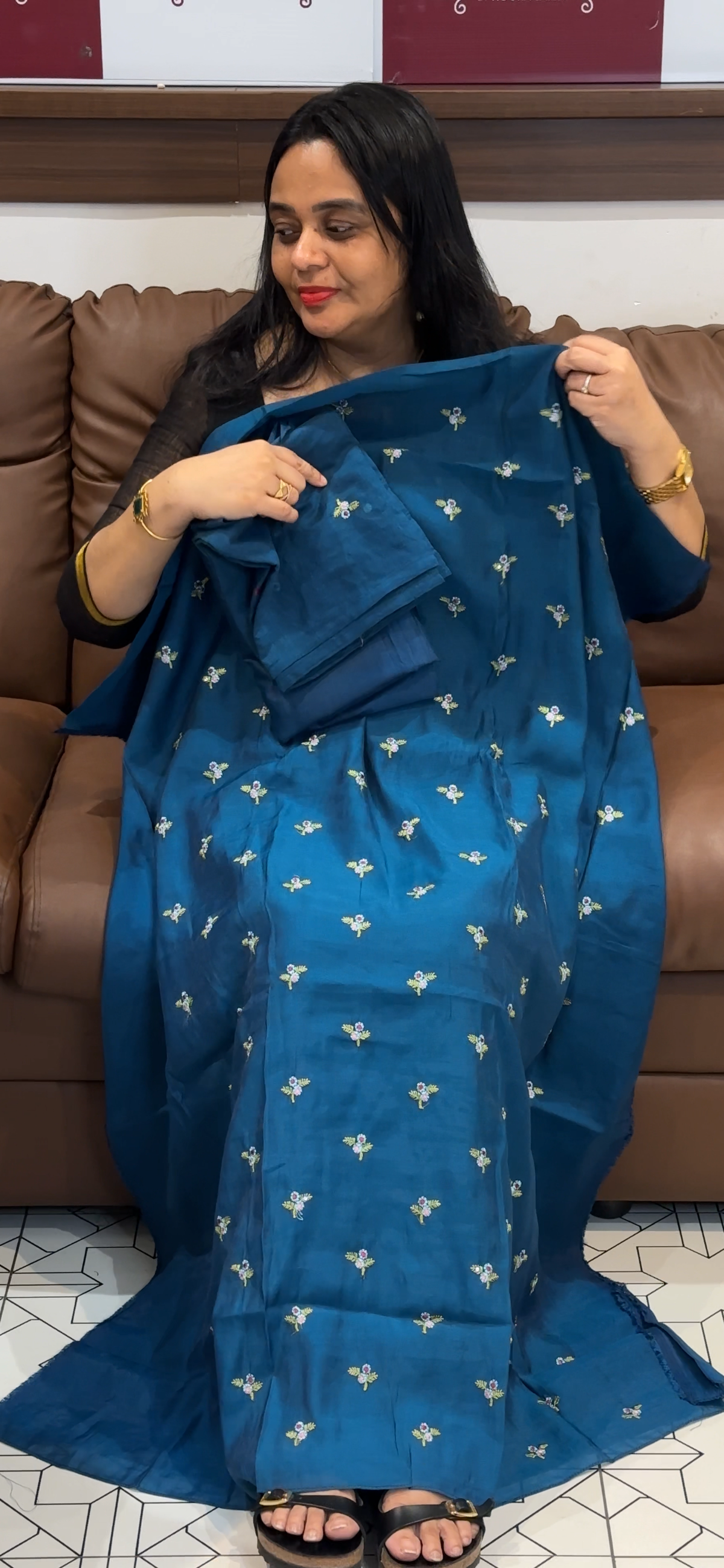 OFFER SALES UNSTITCHED SALWAR SUITS - IHA 35484