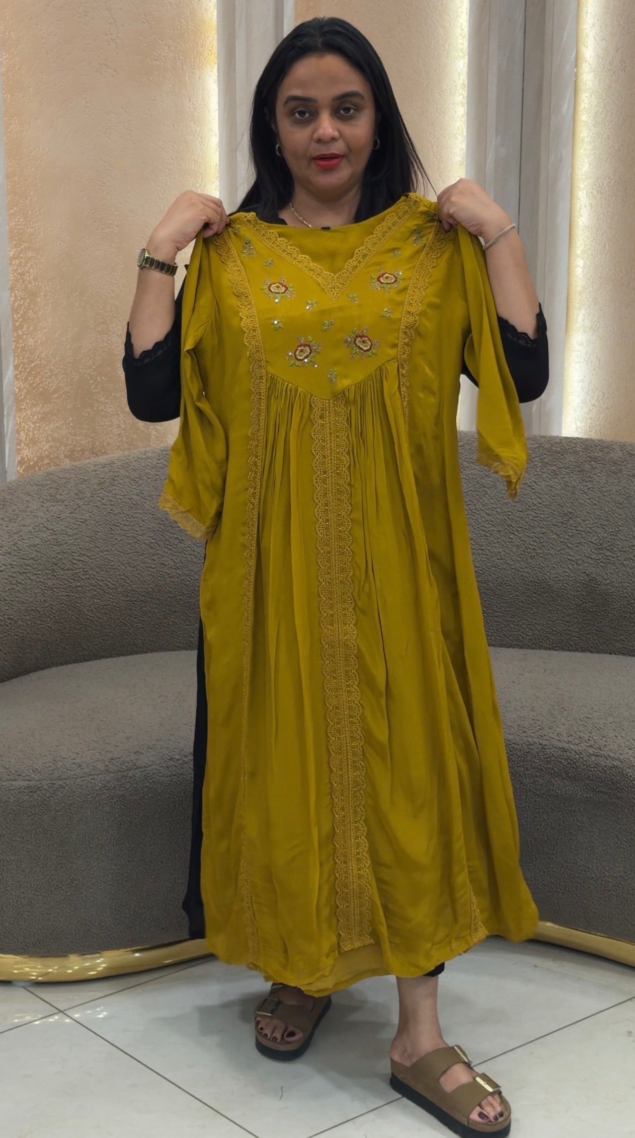 HAND WORK CHINON ALINE TOPS - IHA 33285