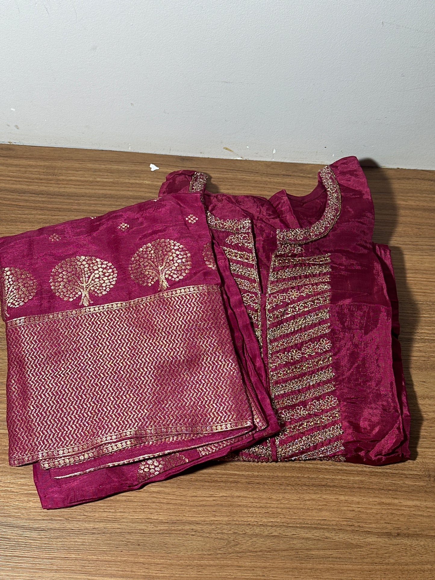 OFFER SALES UNSTITCHED SALWAR SUITS -  IHA 33637