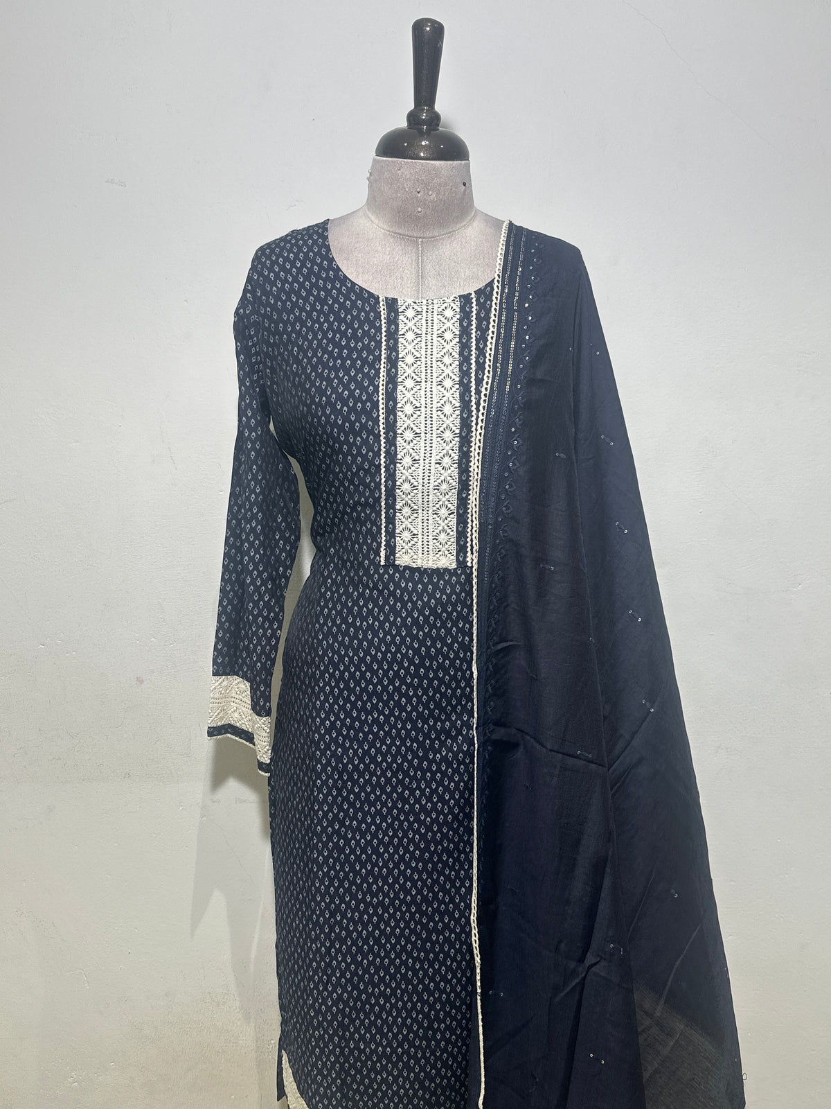OFFER SALES TOP AND  BOTTOM  -  IHA 35694