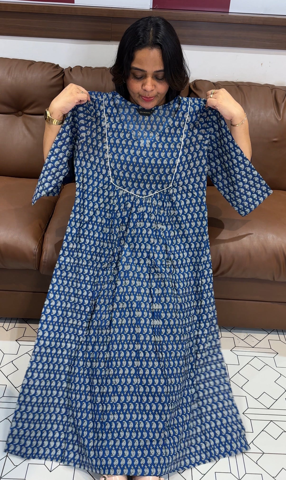 PRINTED LONG A-LINE TOPS -  IHA 28240