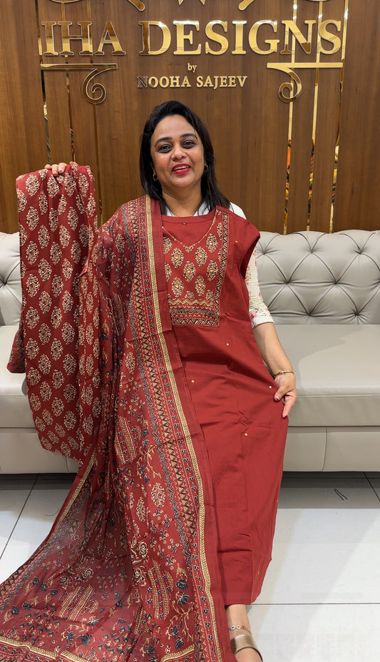 COTTON TOP, BOTTOM AND DUPATTA - IHA 25084