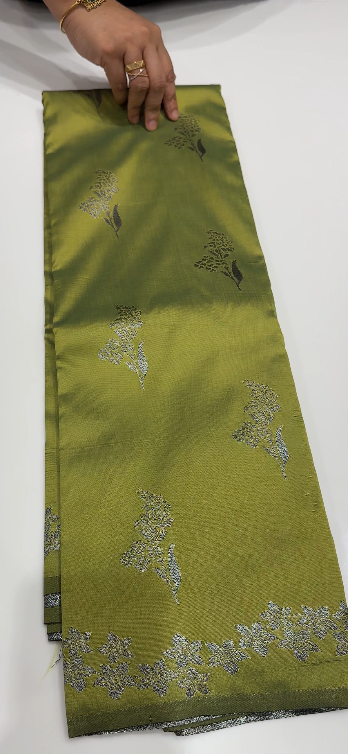 OFFER SALES SAREES - IHA 35502