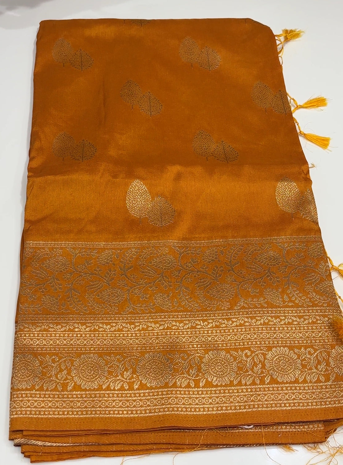 SEMI BANARASI  SAREES - IHA 18565