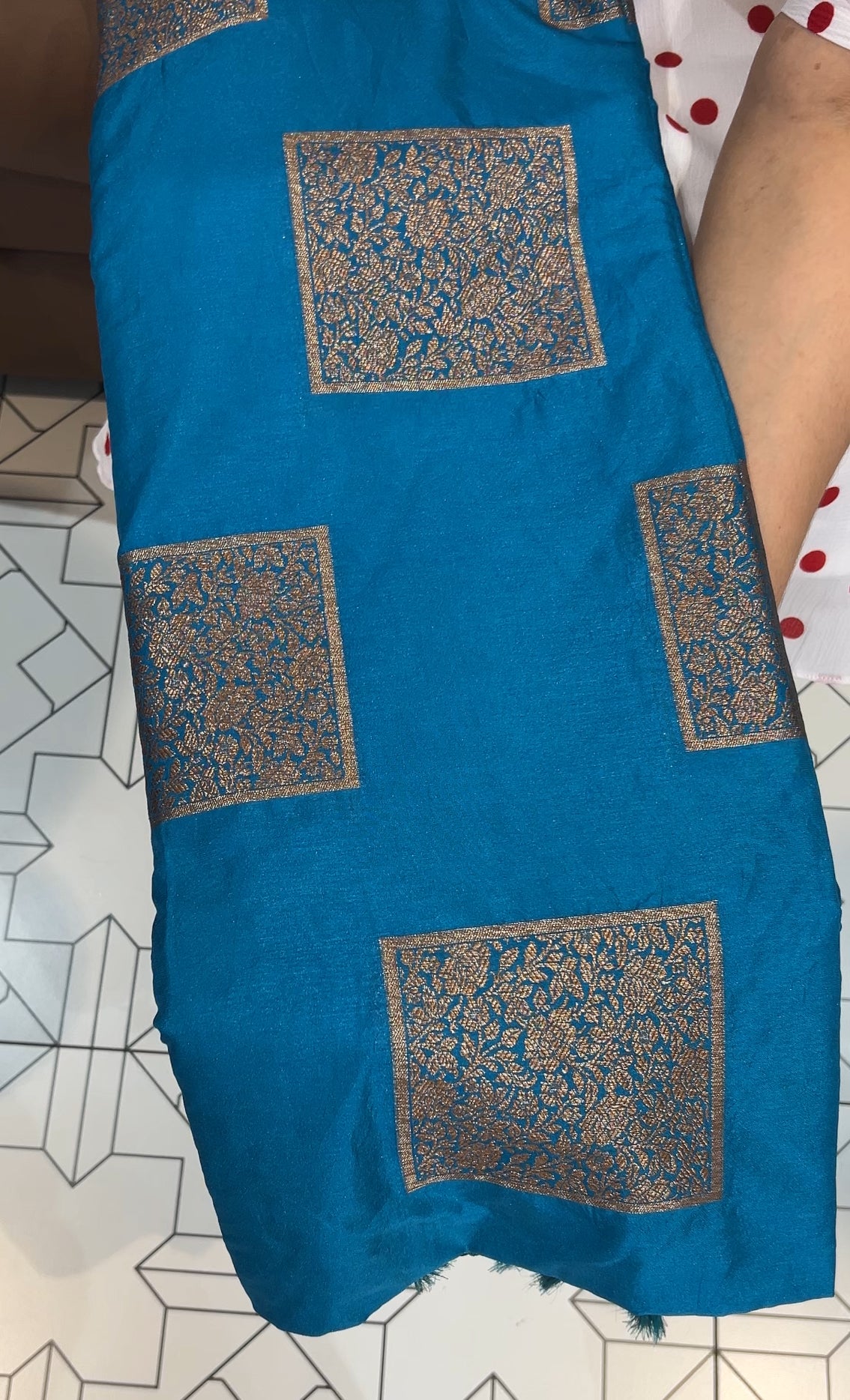 SEMI KATAN SAREE - IHA 19250