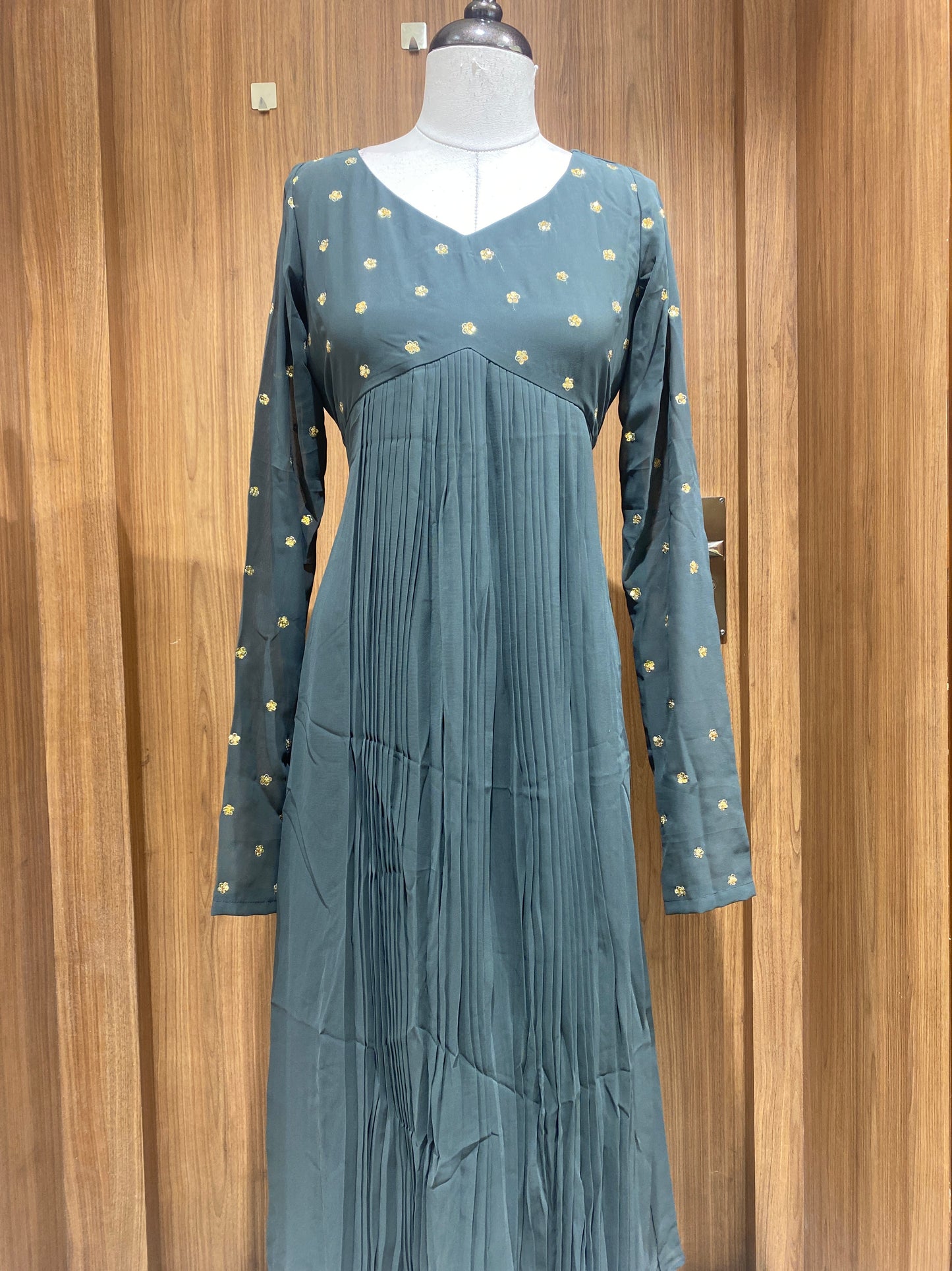 OFFER SALES TOPS COLLECTIONS - IHA 27006
