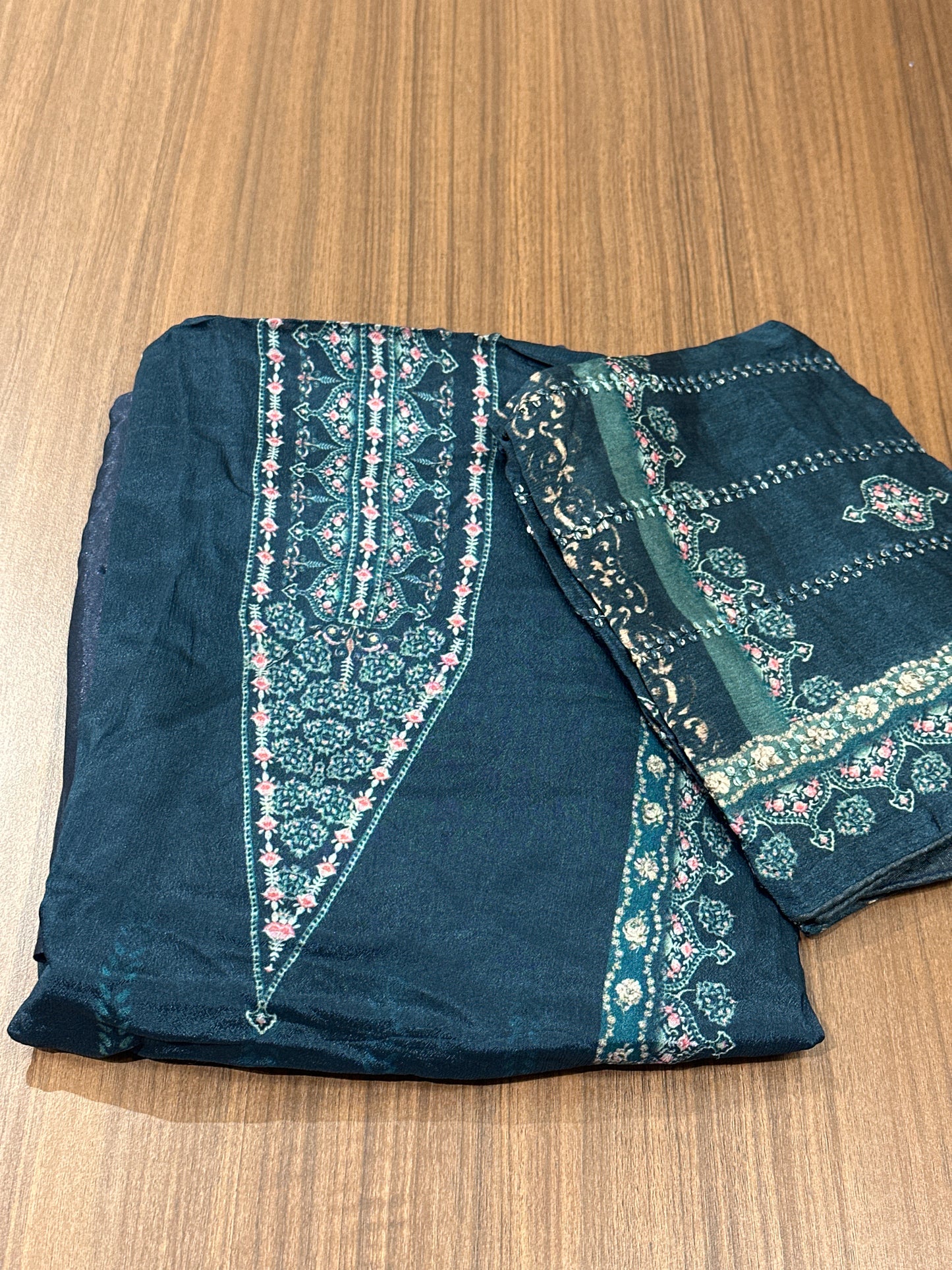 OFFER SALES UNSTITCHED SALWAR SUITS -  IHA 34052