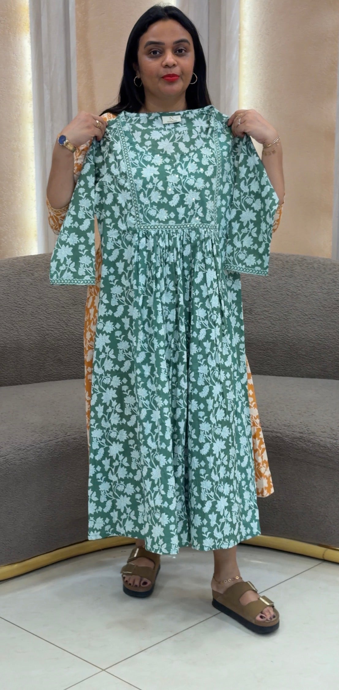 PRINTED ALINE TOPS - IHA 32841