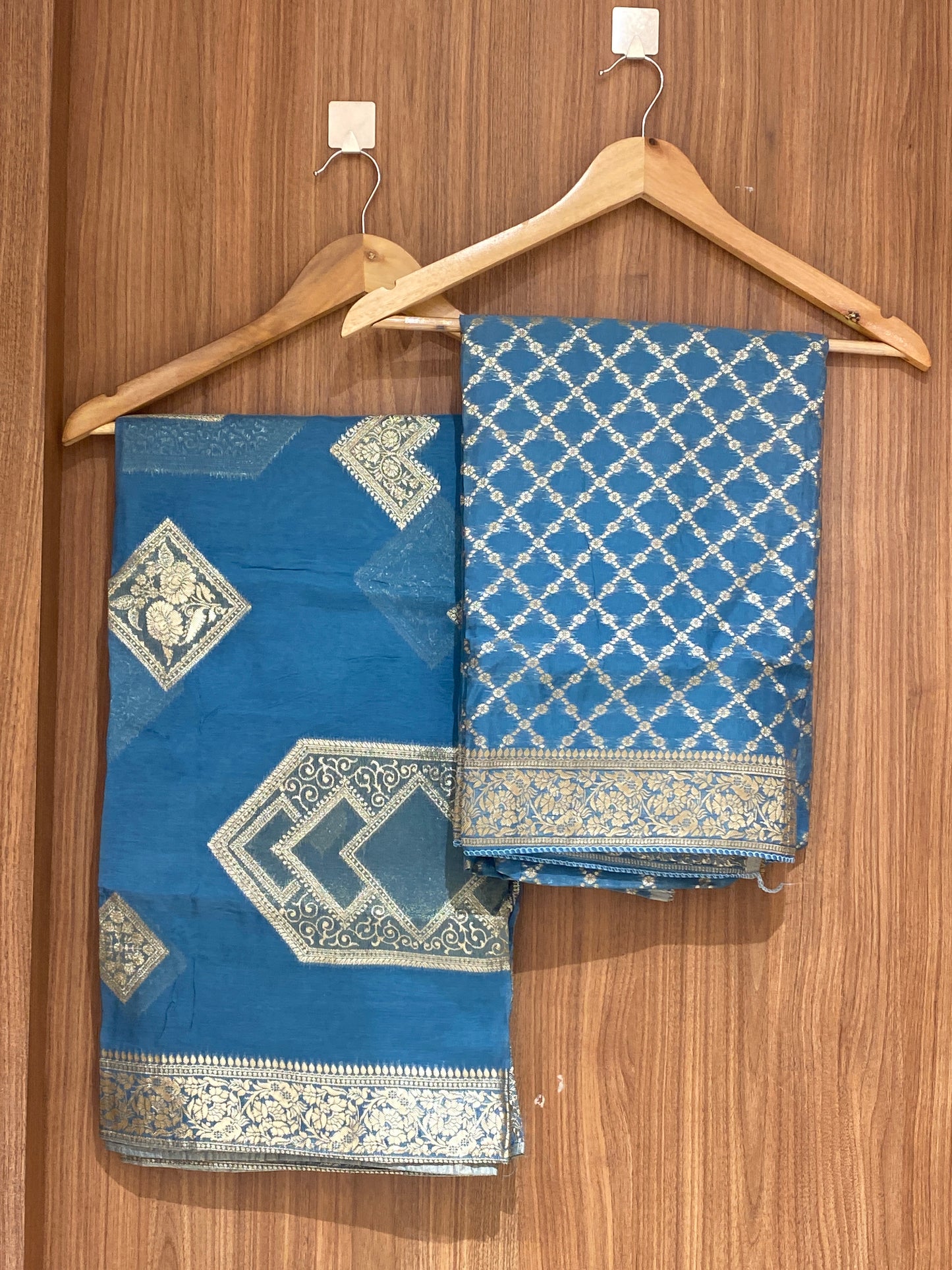 OFFER SALES UNSTITCHED SALWAR SUITS - IHA 26991