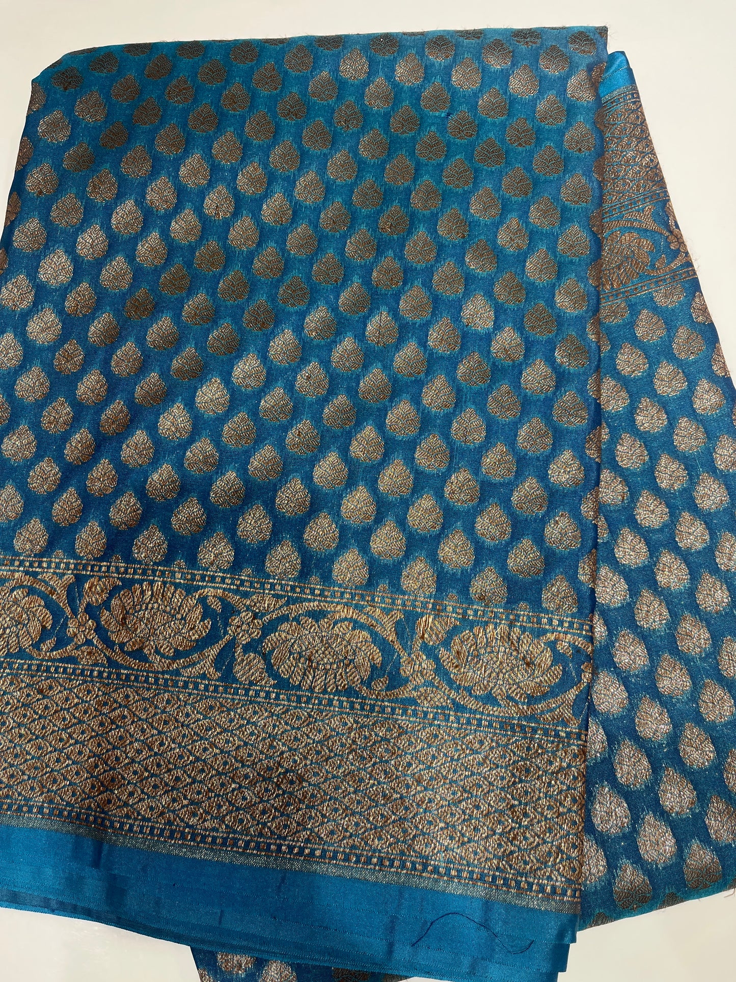 OFFER SALES SAREES -  IHA 34228