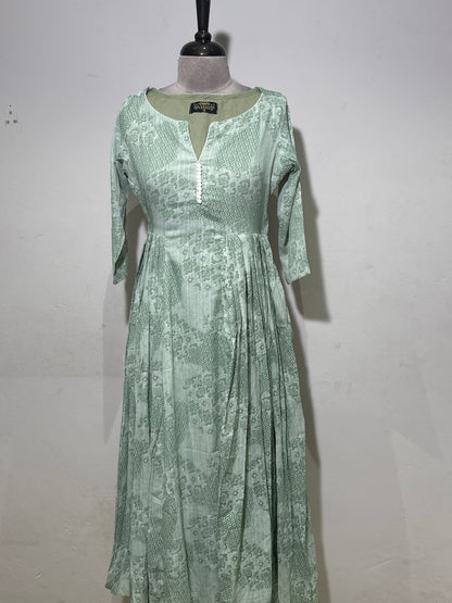 OFFER SALES TOP'S -  IHA 35651