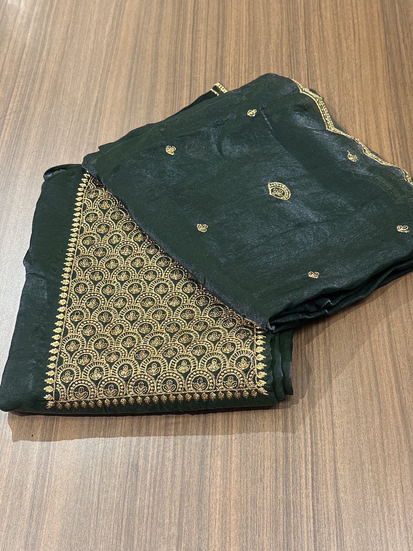 OFFER SALES UNSTITCHED SALWAR SUITS -  IHA 33752