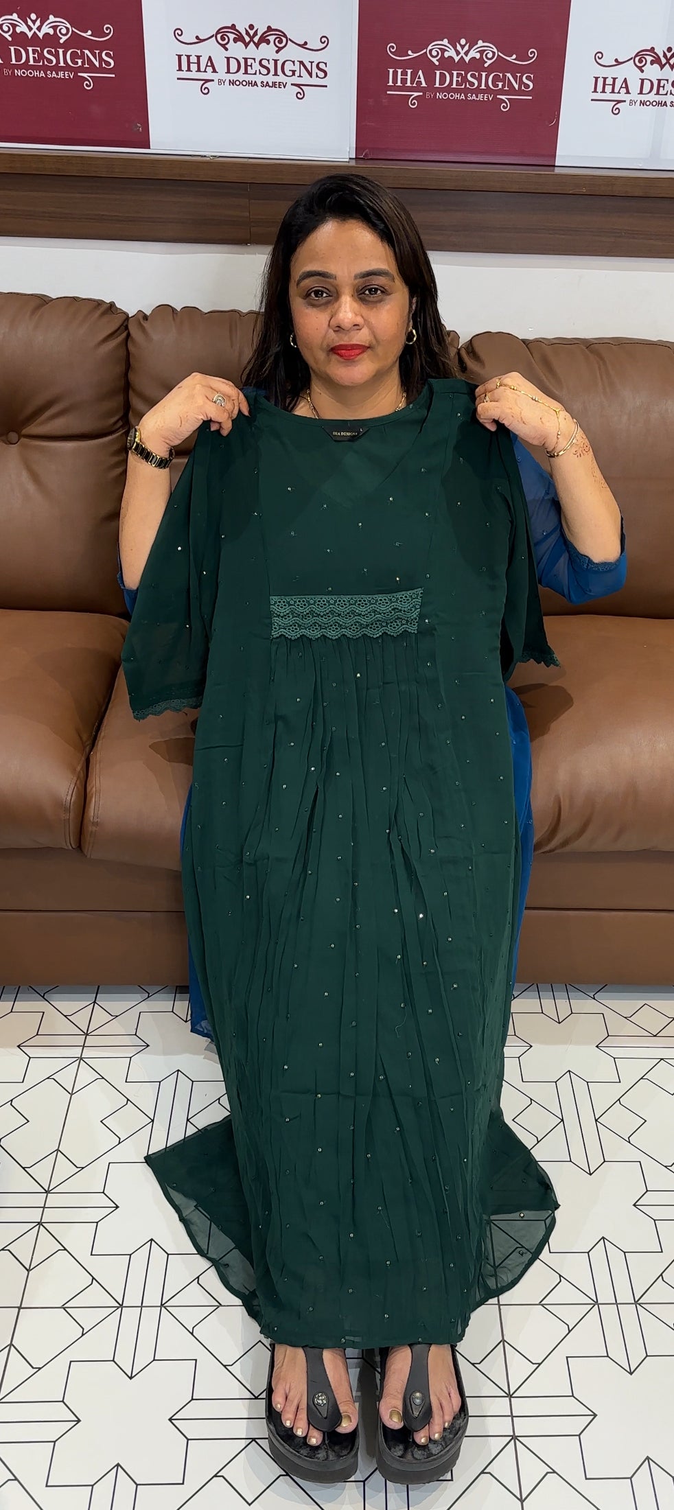IHA'S IN-HOUSE DESIGNER ALINE TOPS  - IHA 23957