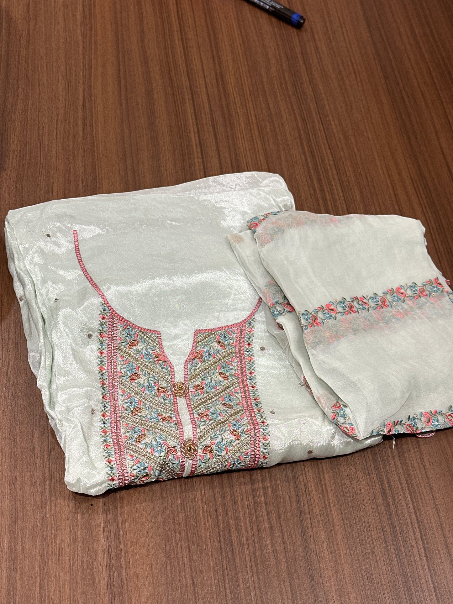 OFFER SALES UNSTITCHED SALWAR SUITS -  IHA 33925