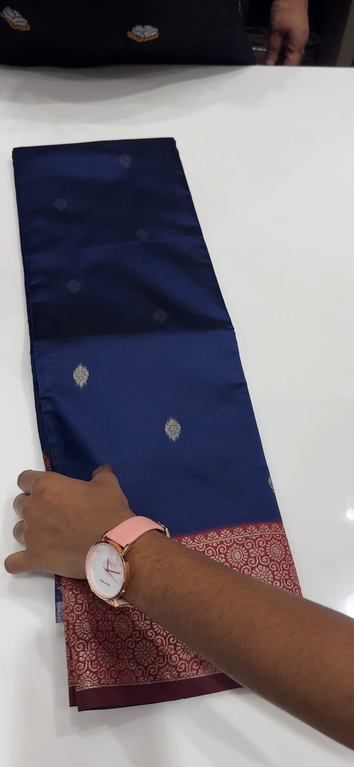 OFFER SALES SAREES - IHA 35502