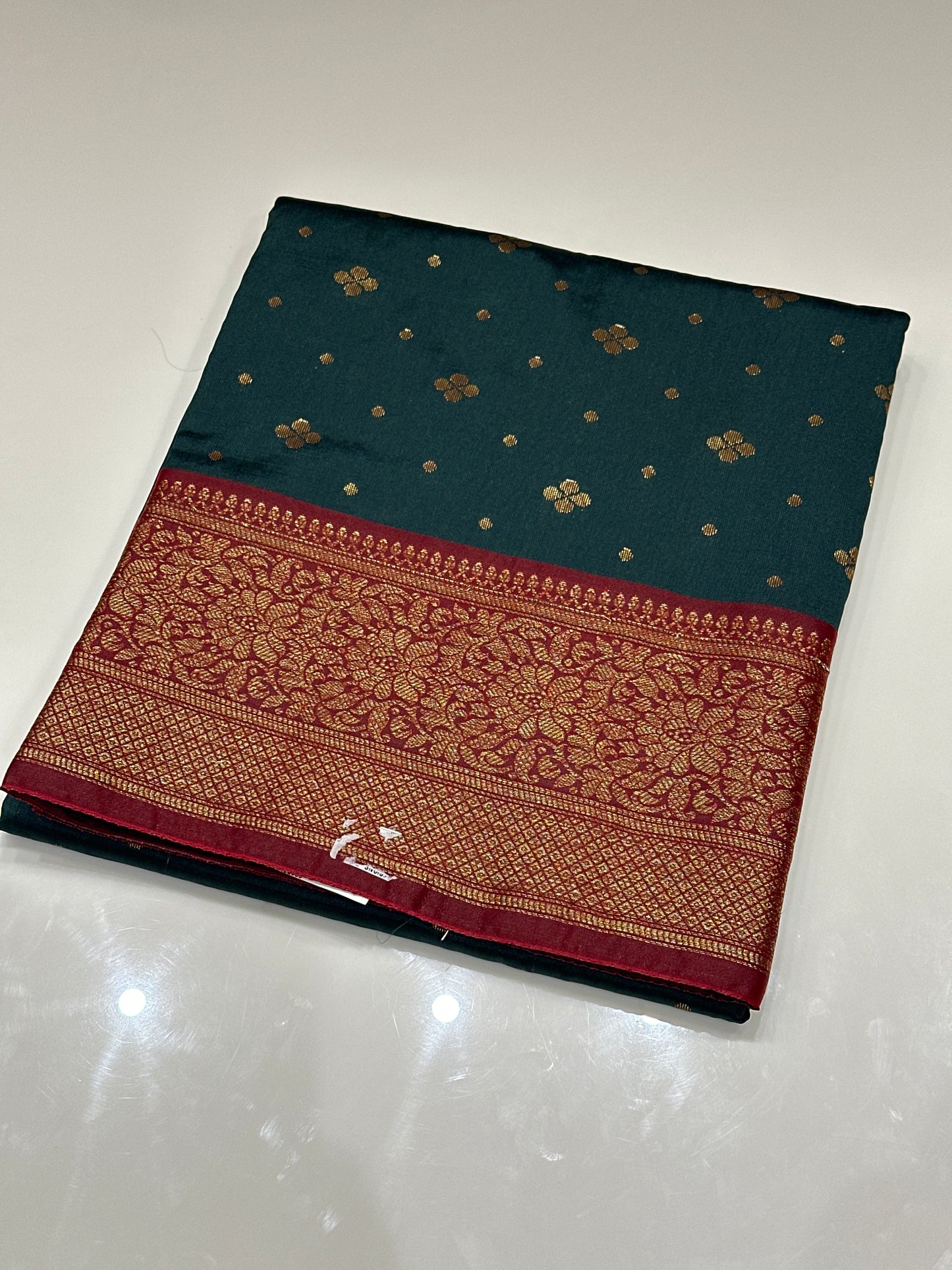 OFFER SALES SAREES - IHA 27178