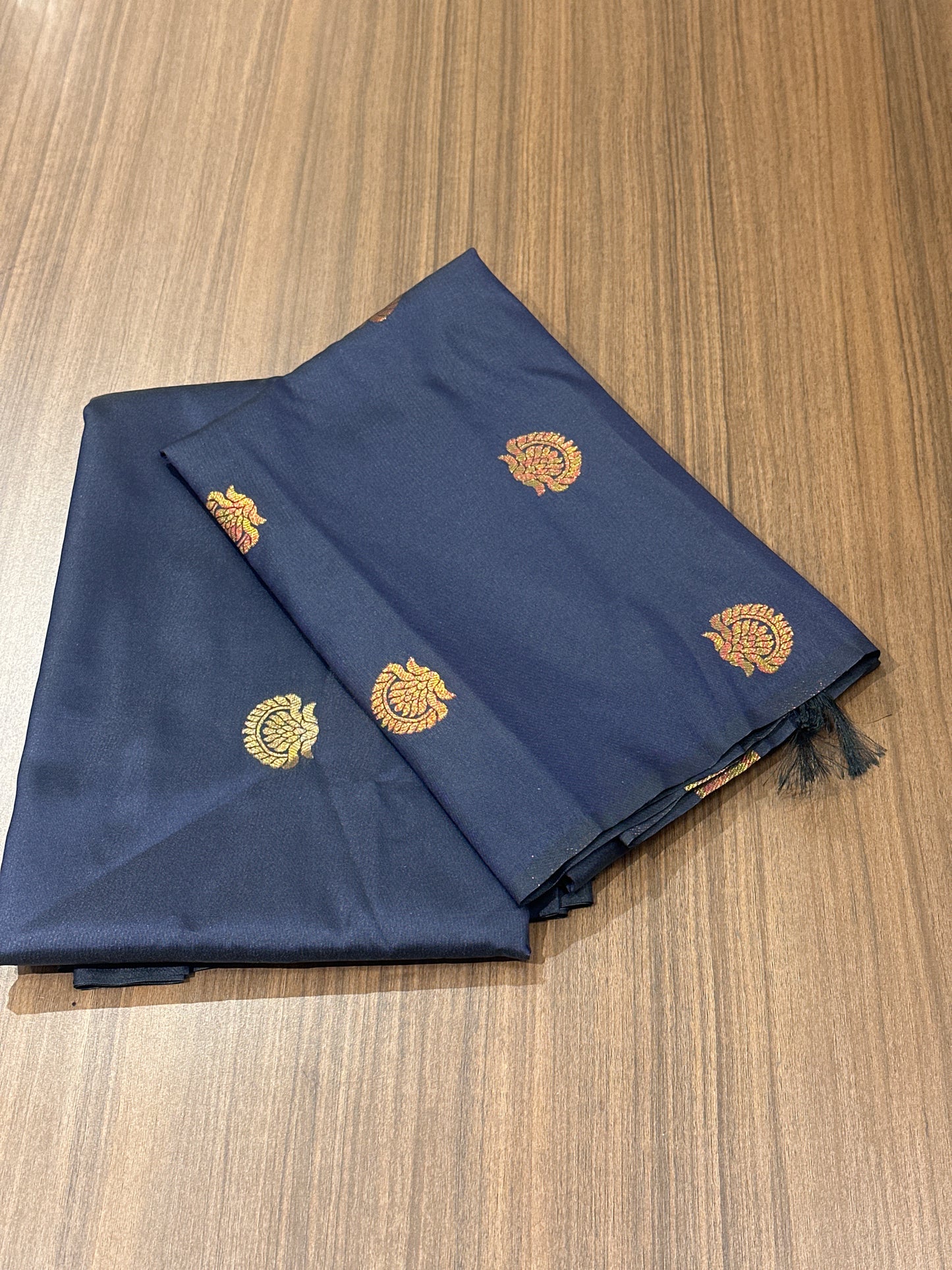OFFER SALES UNSTITCHED SALWAR SUITS -  IHA 33752