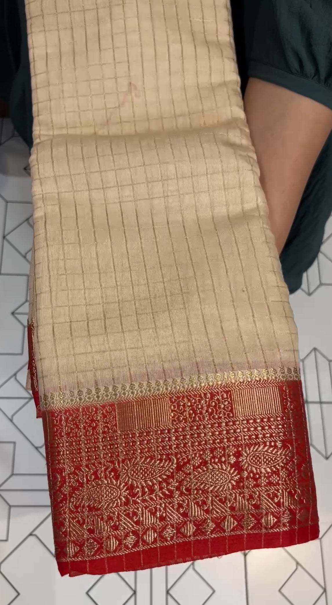 SEMI BANARASI SAREES - IHA 18295