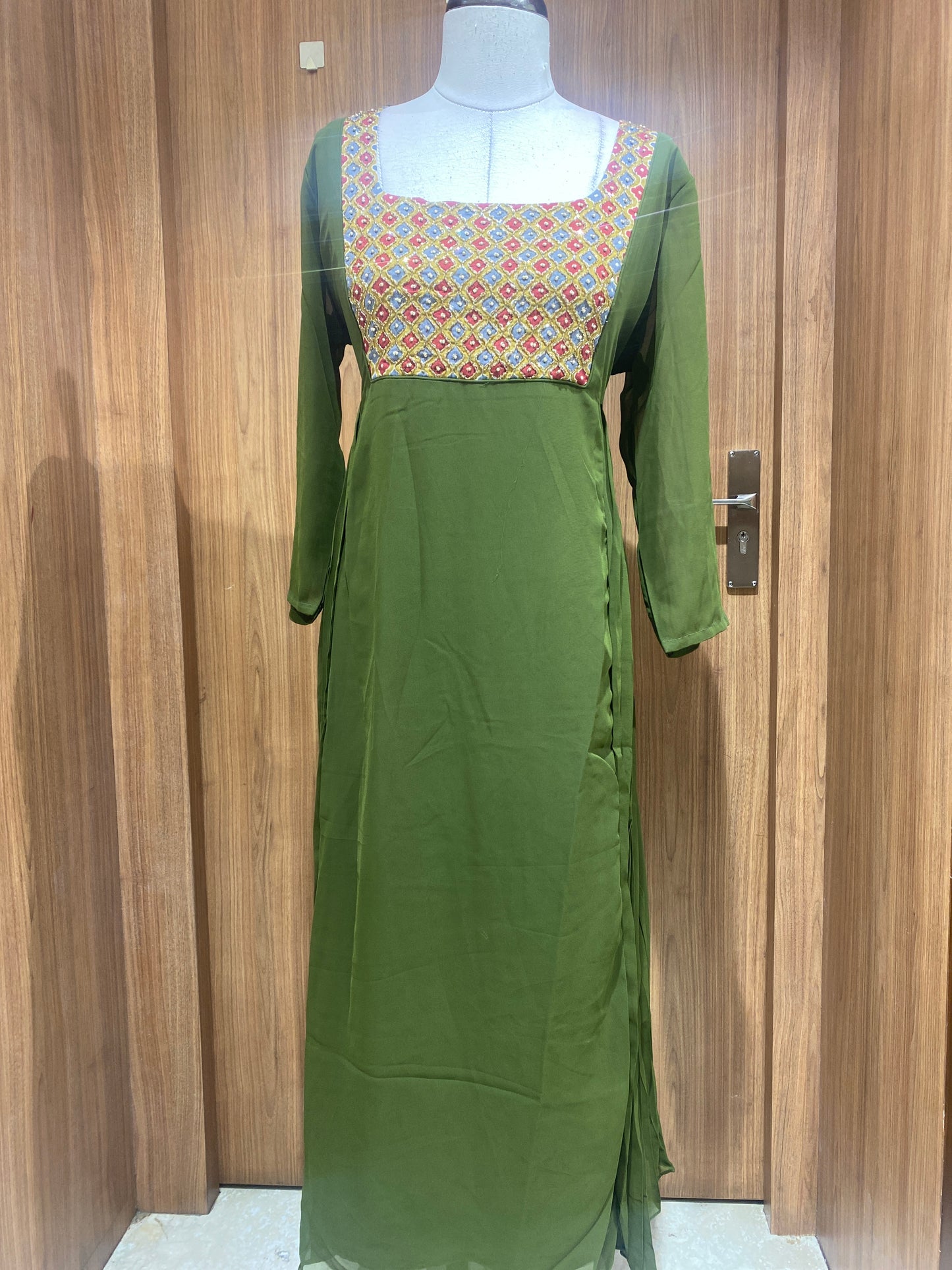 OFFER SALES TOPS COLLECTIONS - IHA 27006