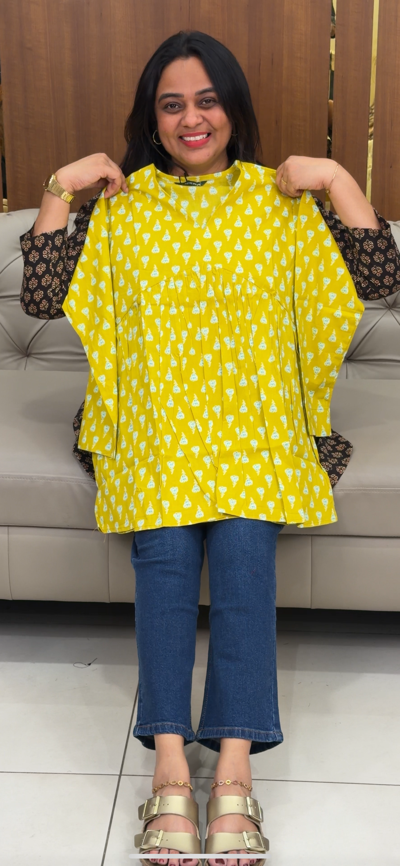 PRINTED SHORT TOPS - IHA 32966