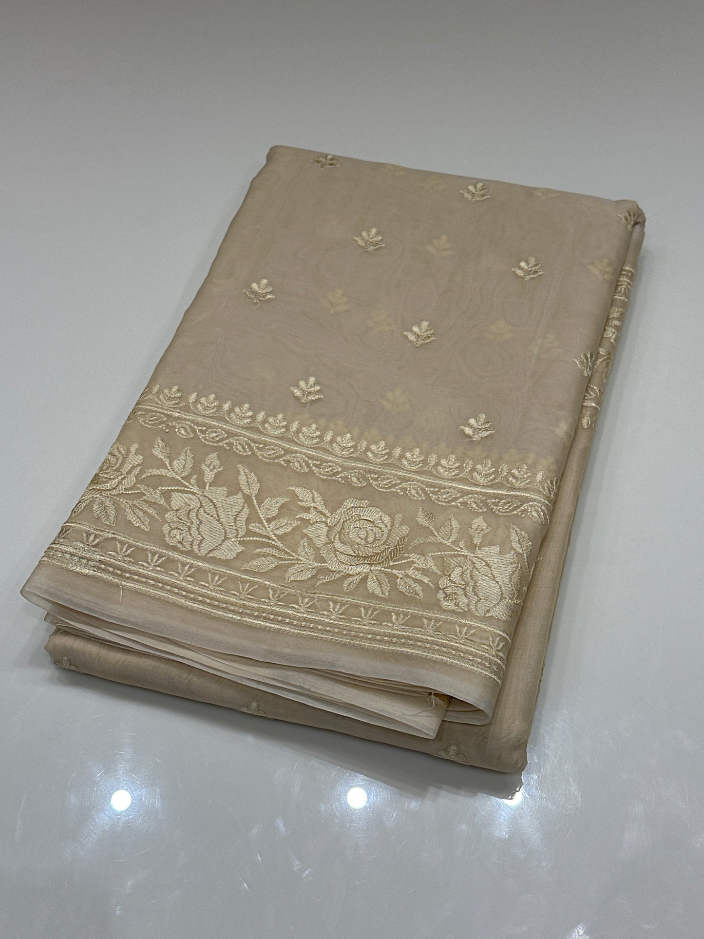 OFFER SALES SAREES - IHA 27171