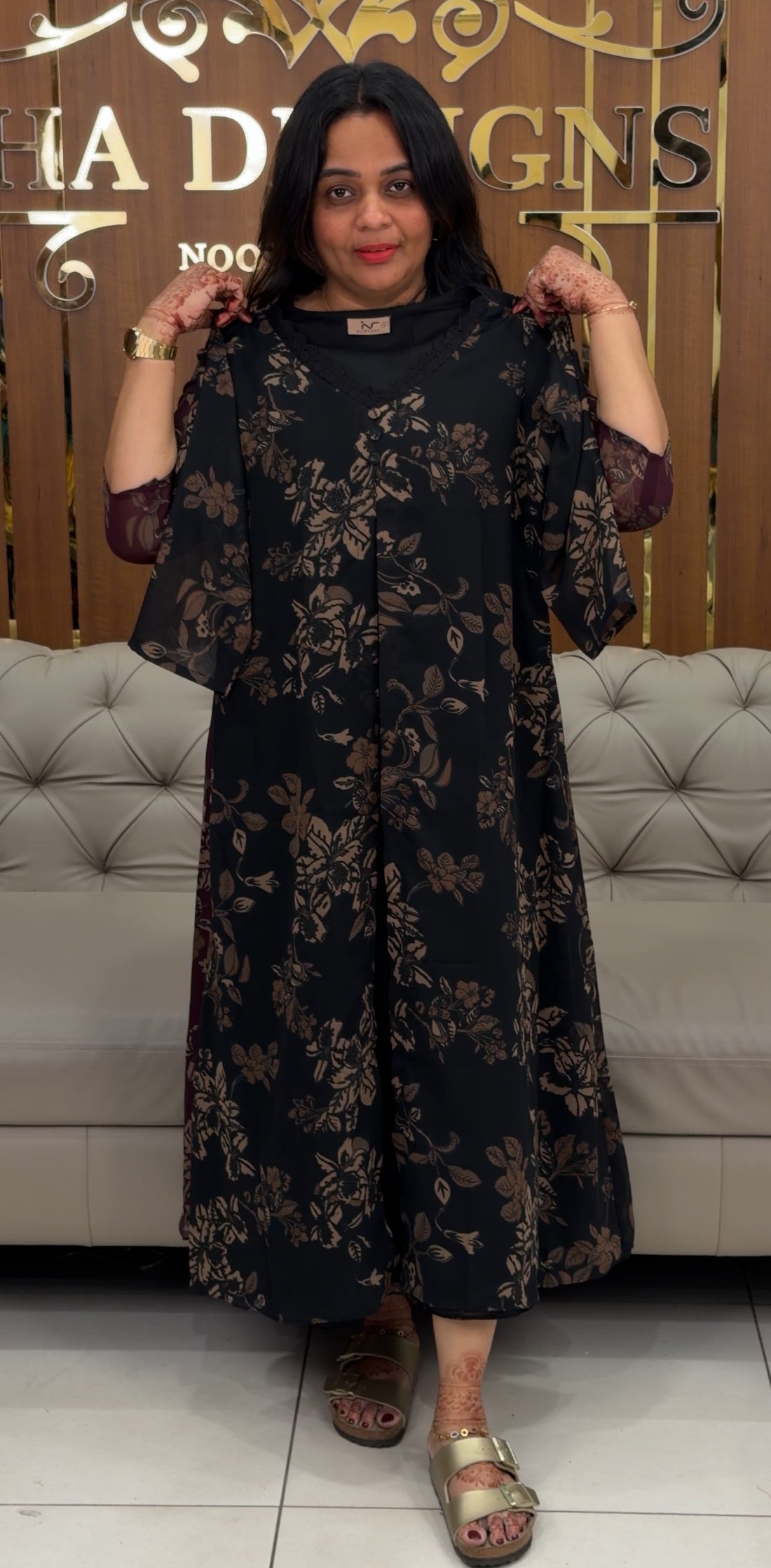 IHA'S IN-HOUSE PRINTED ALINE TOPS - IHA 30028