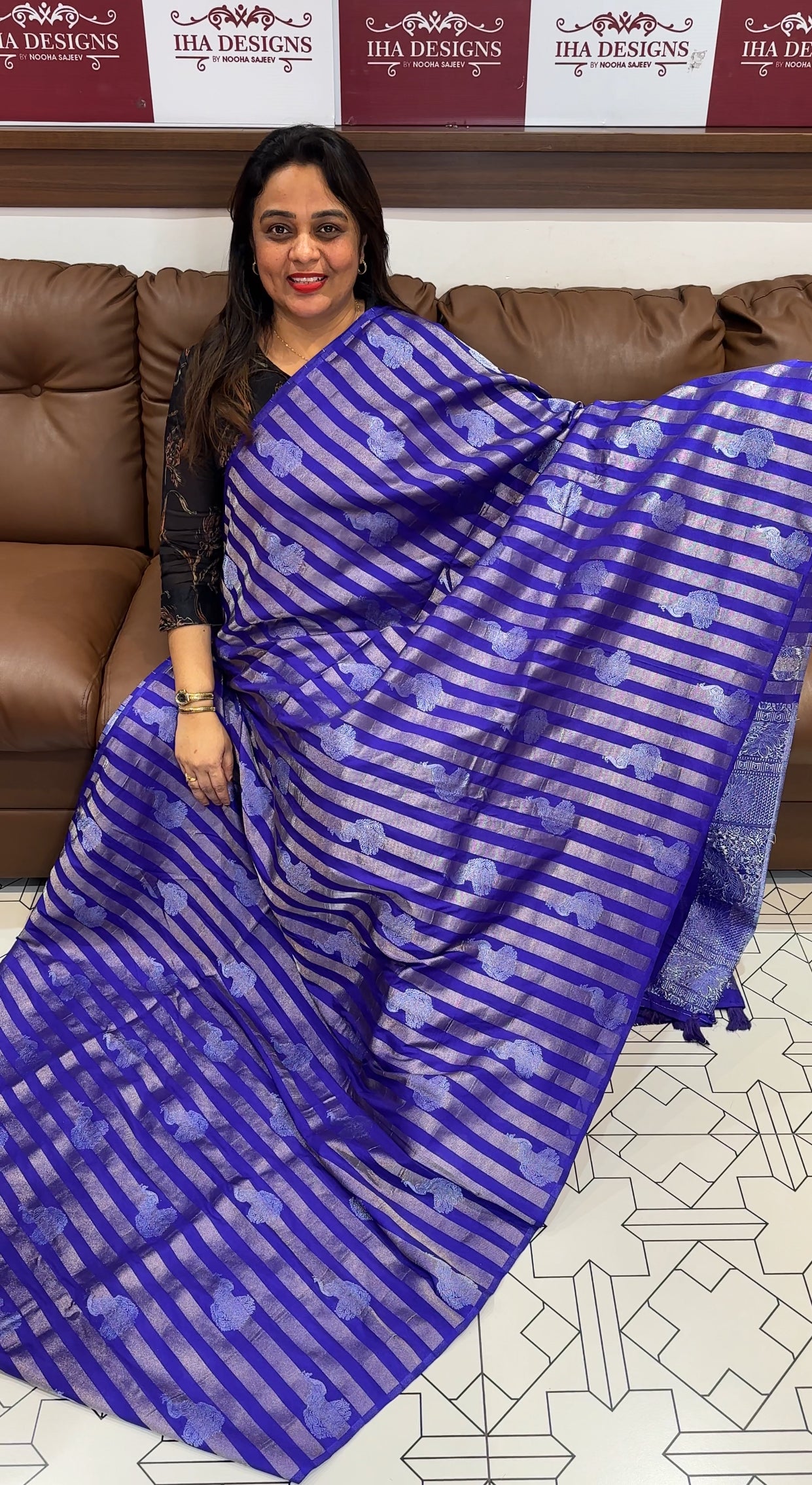 SEMI BANARASI SAREES - IHA 24652