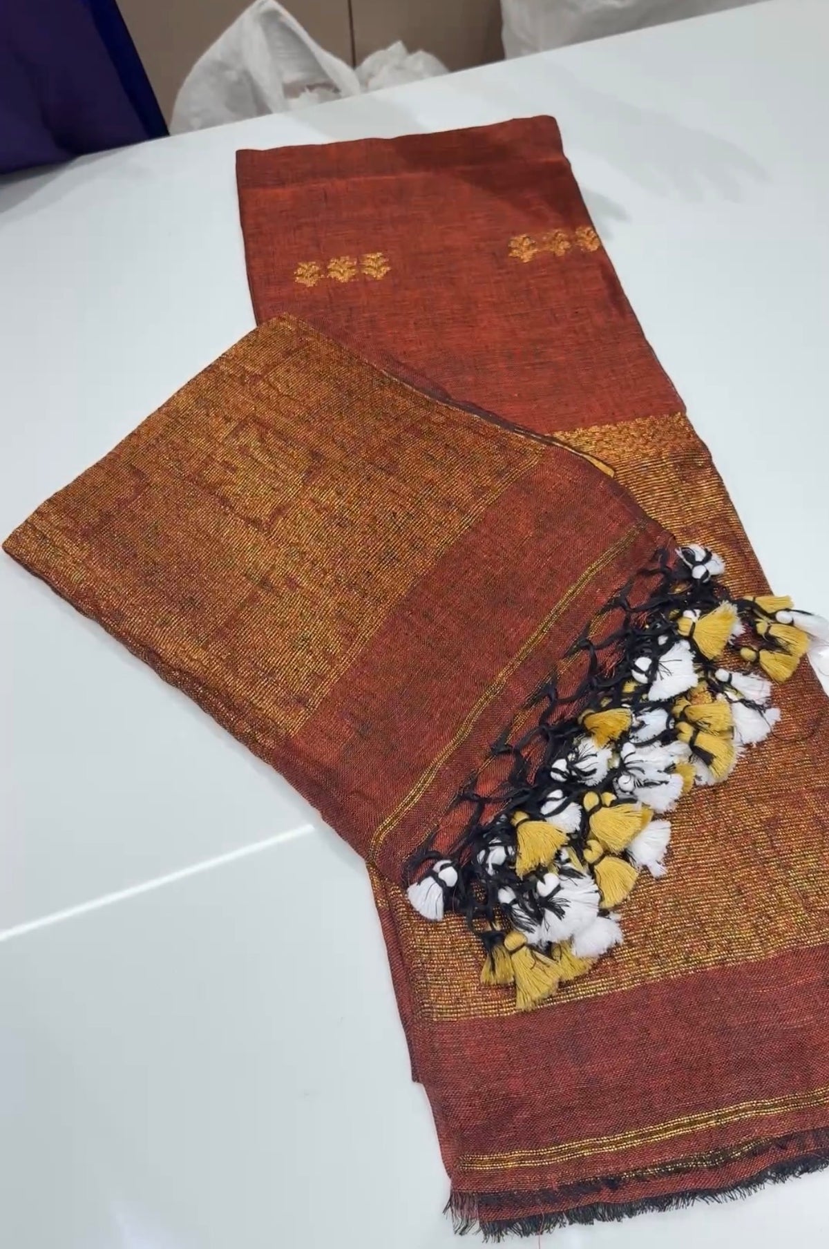 HANDLOOM LINEN TOP AND DUPATTA MATERIAL - IHA 35425