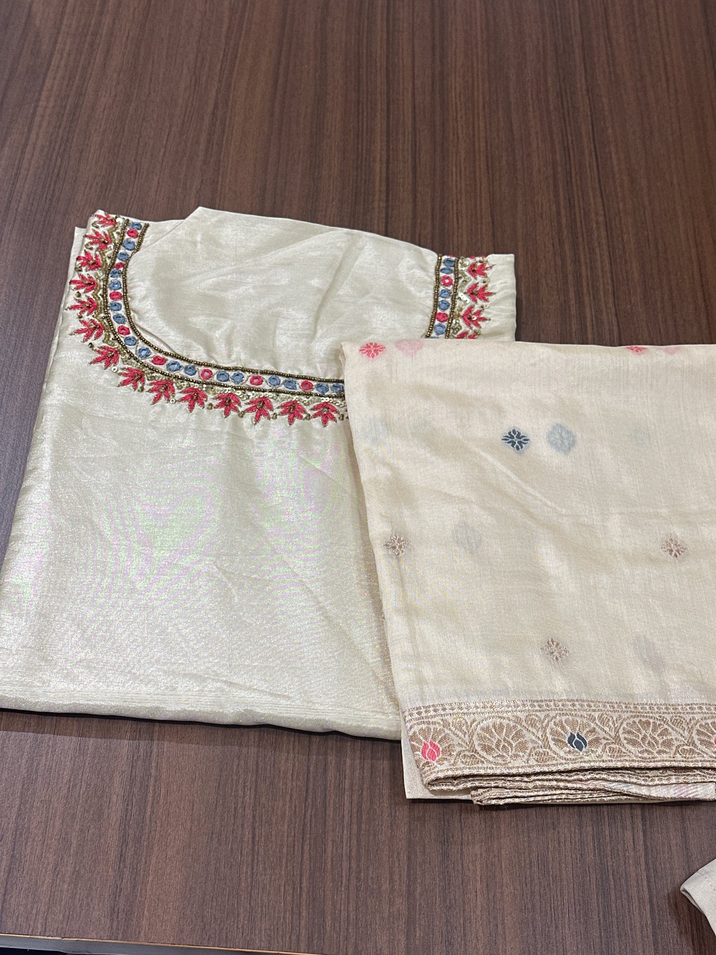 OFFER SALES UNSTITCHED SALWAR SUITS -  IHA 33861