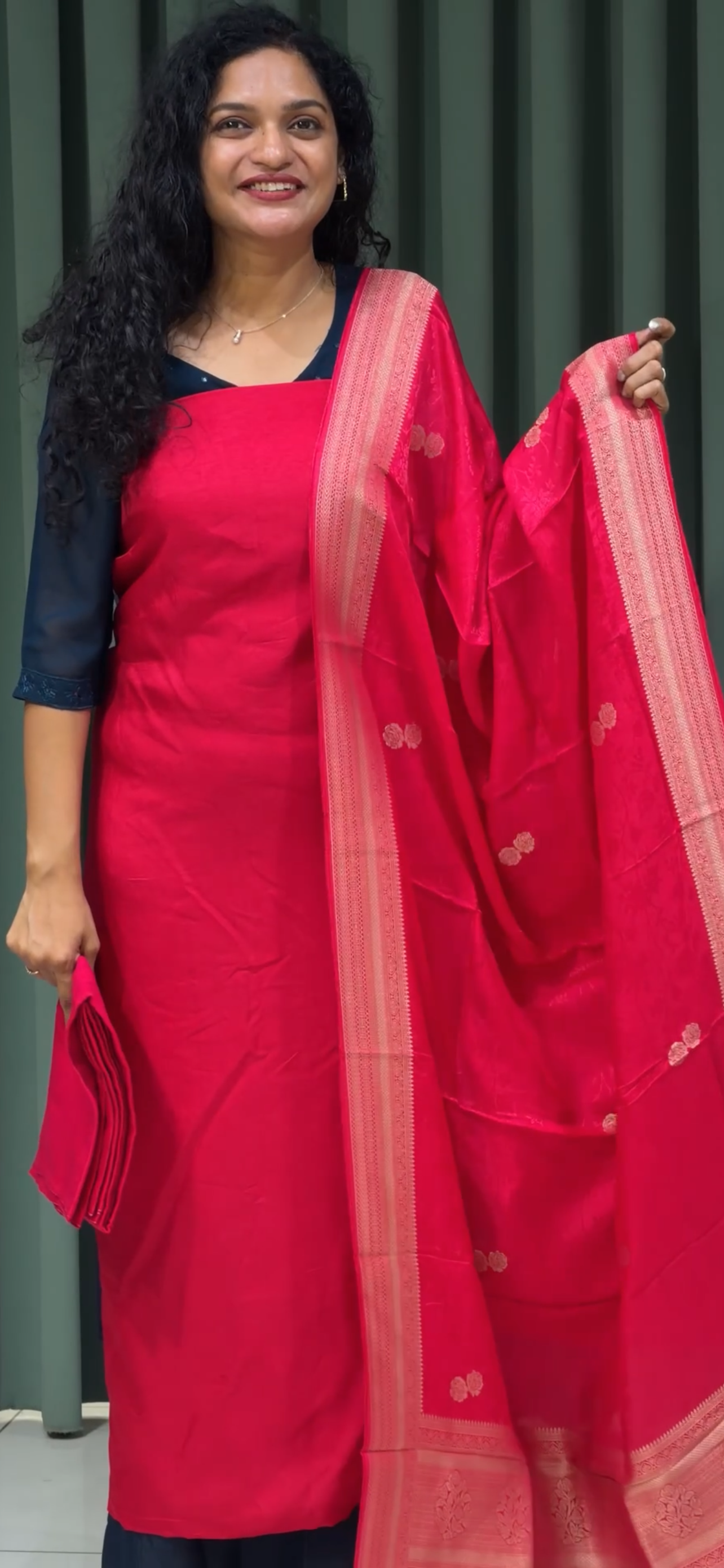 DOLA BANARASI UNSTITCHED SLAWAR SUITS - IHA 33490